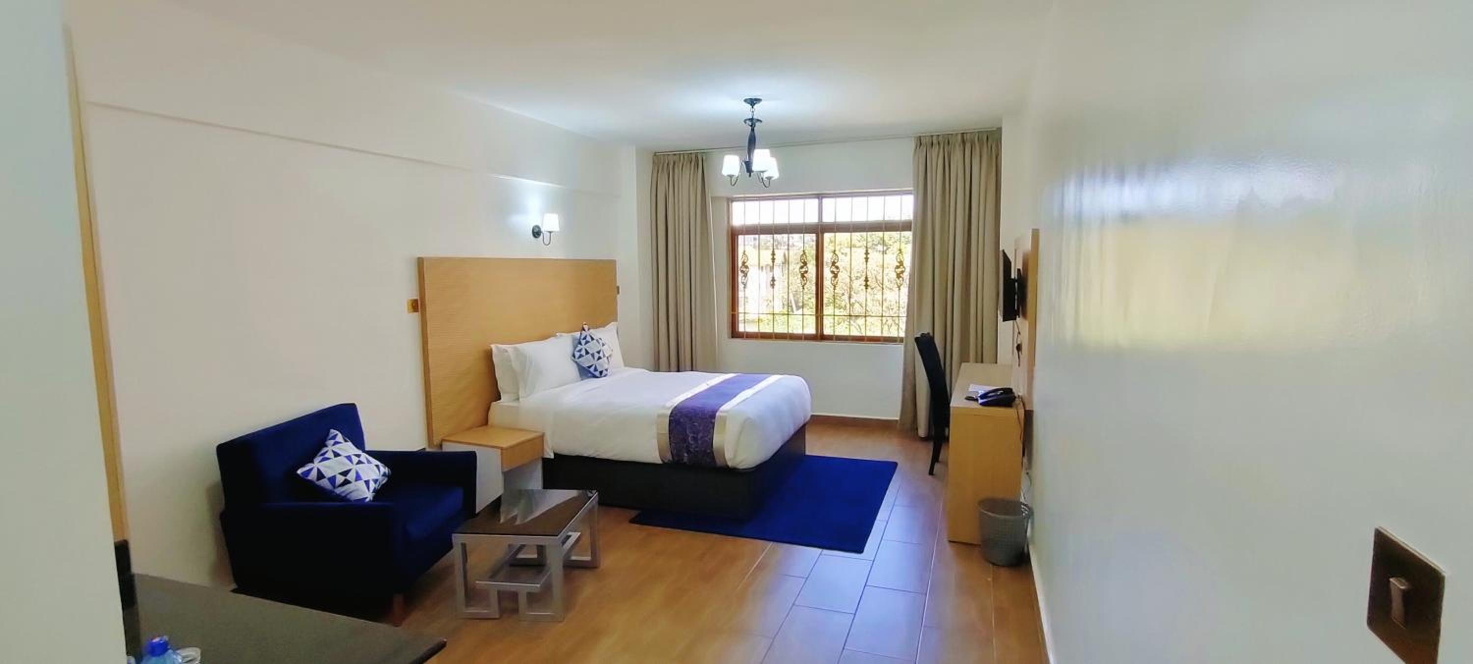 Deluxe Double Room - Photo 1