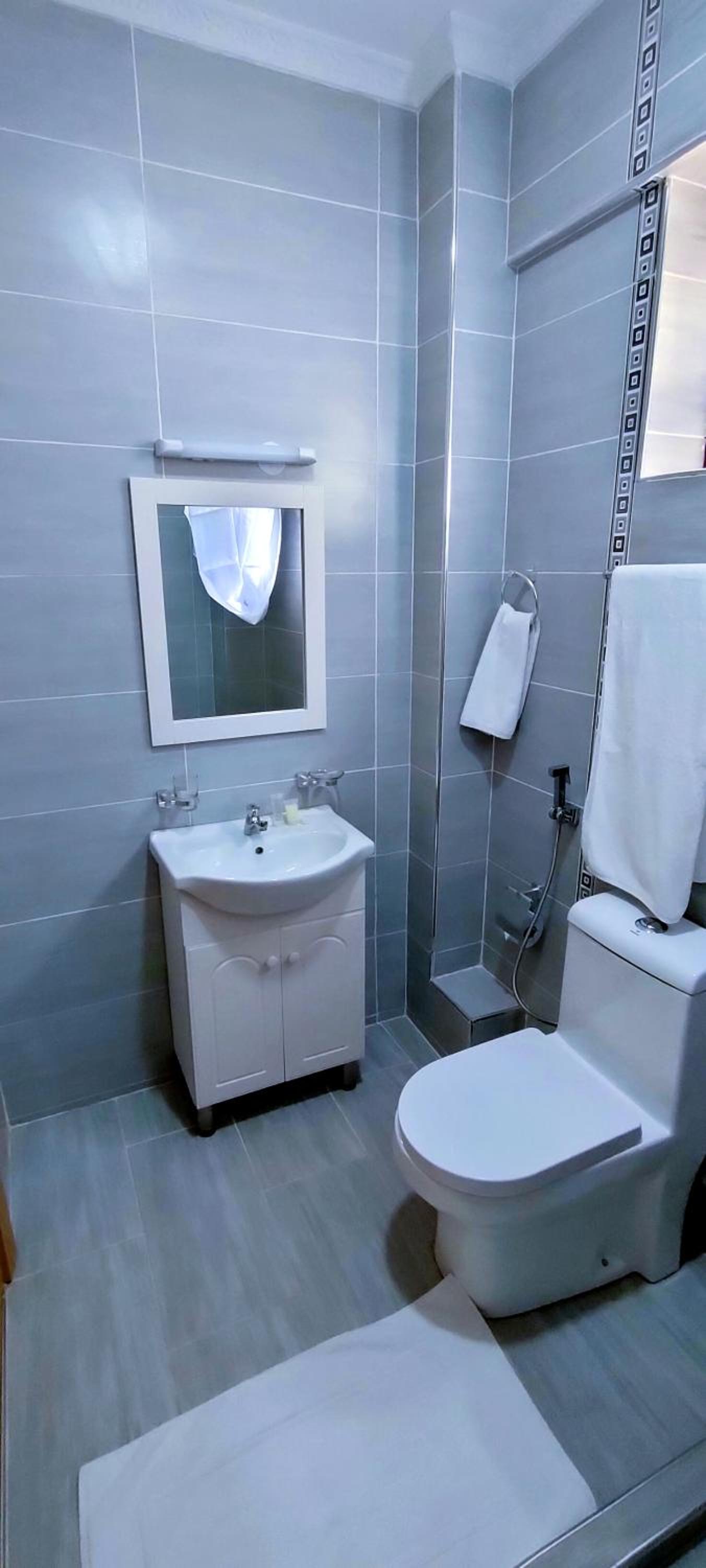 Deluxe Double Room - Photo 27