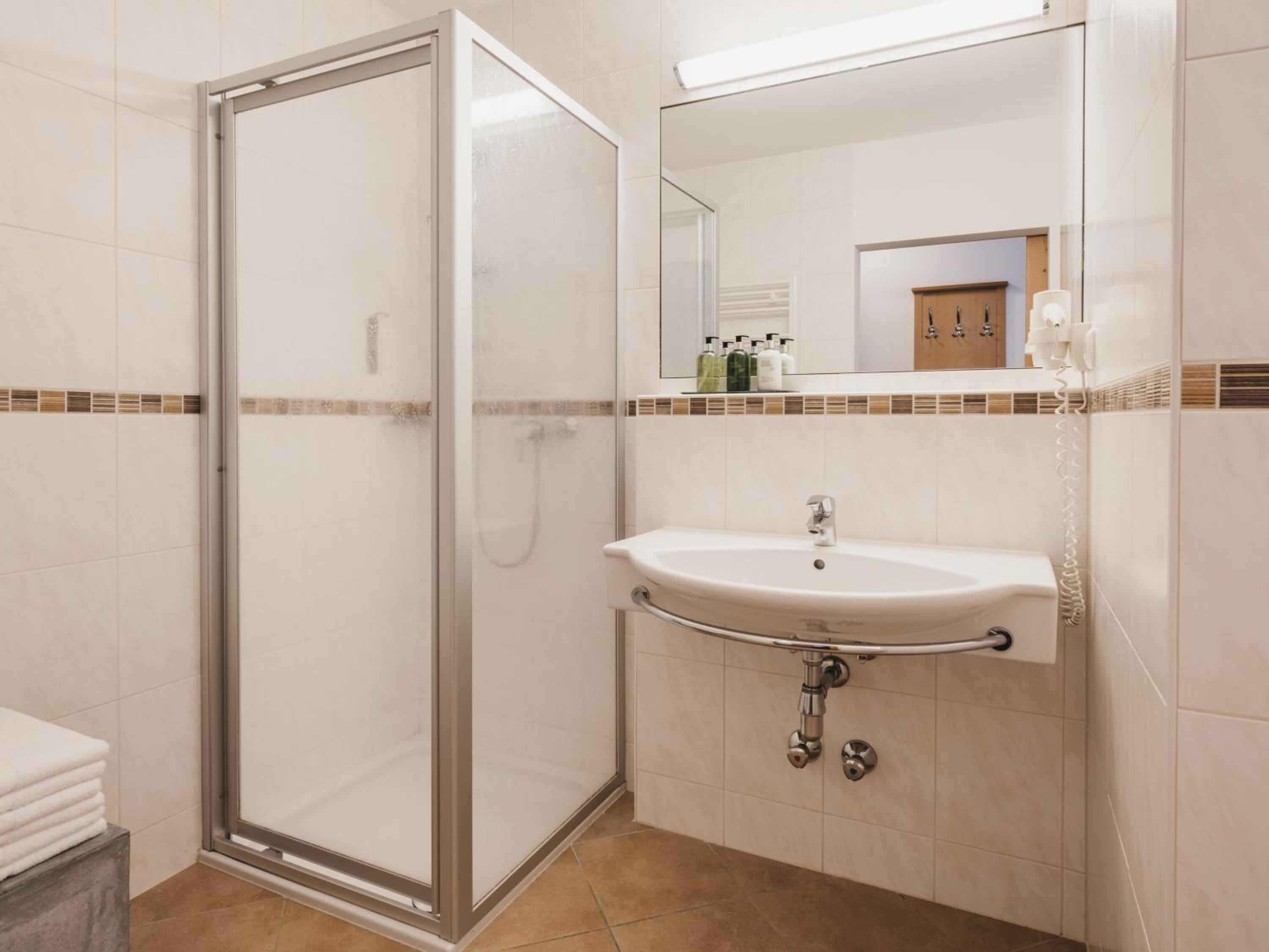 Single Room photo 3