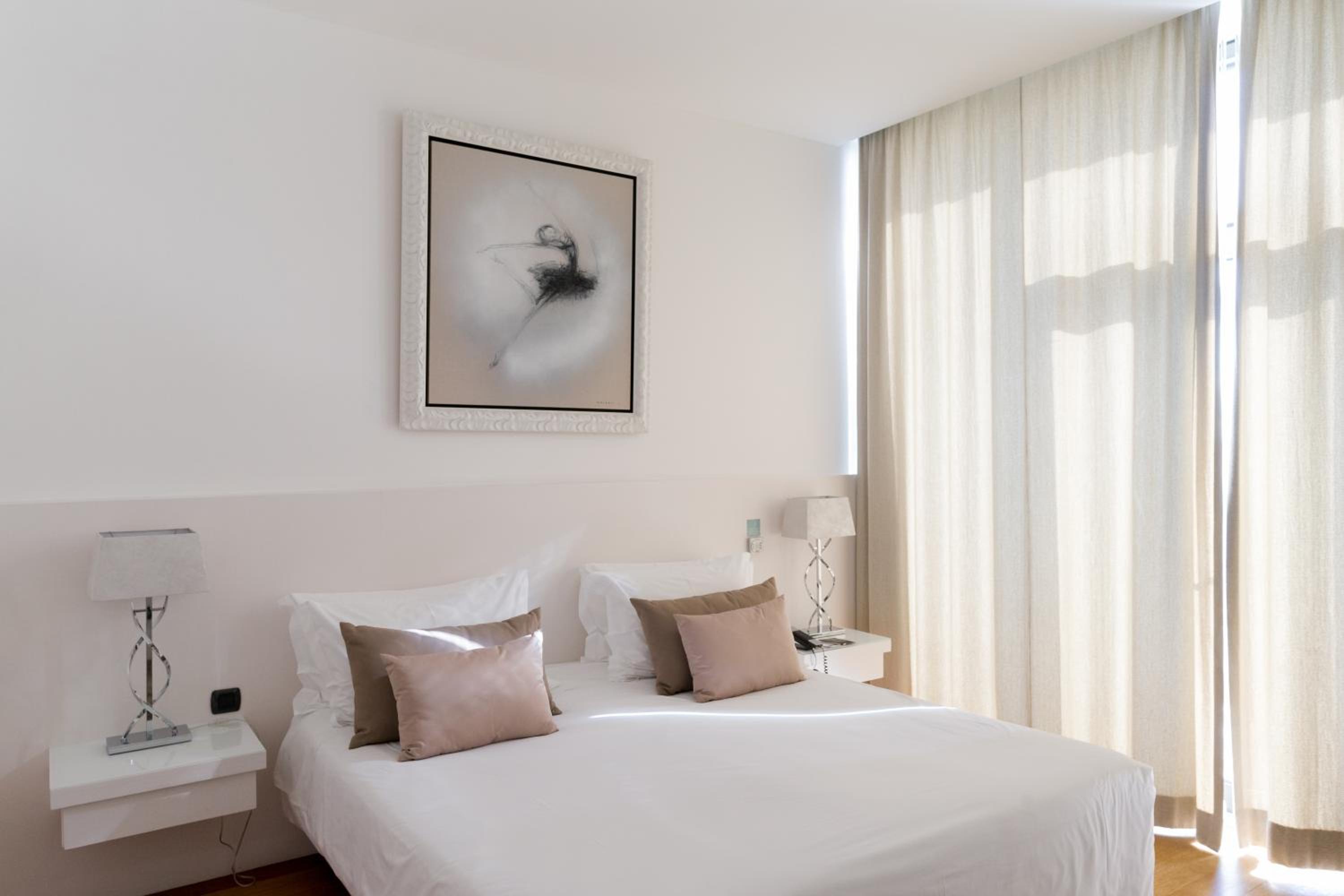 Deluxe Twin Room - Photo 4