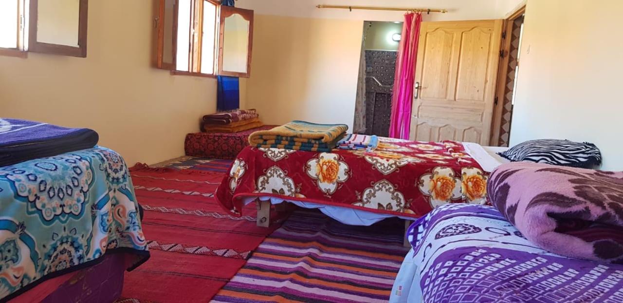 Standard Triple Room - Photo 2