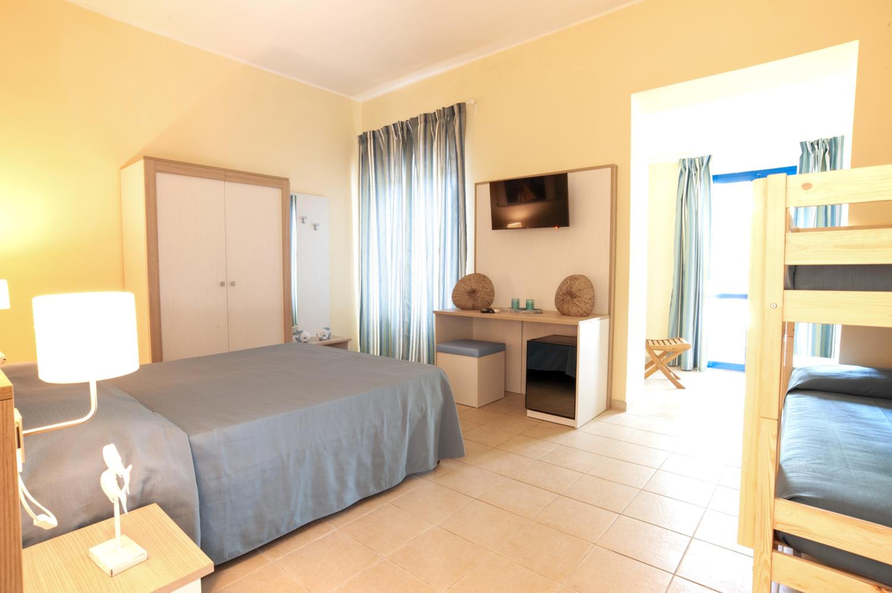 Comfort Quadruple Room