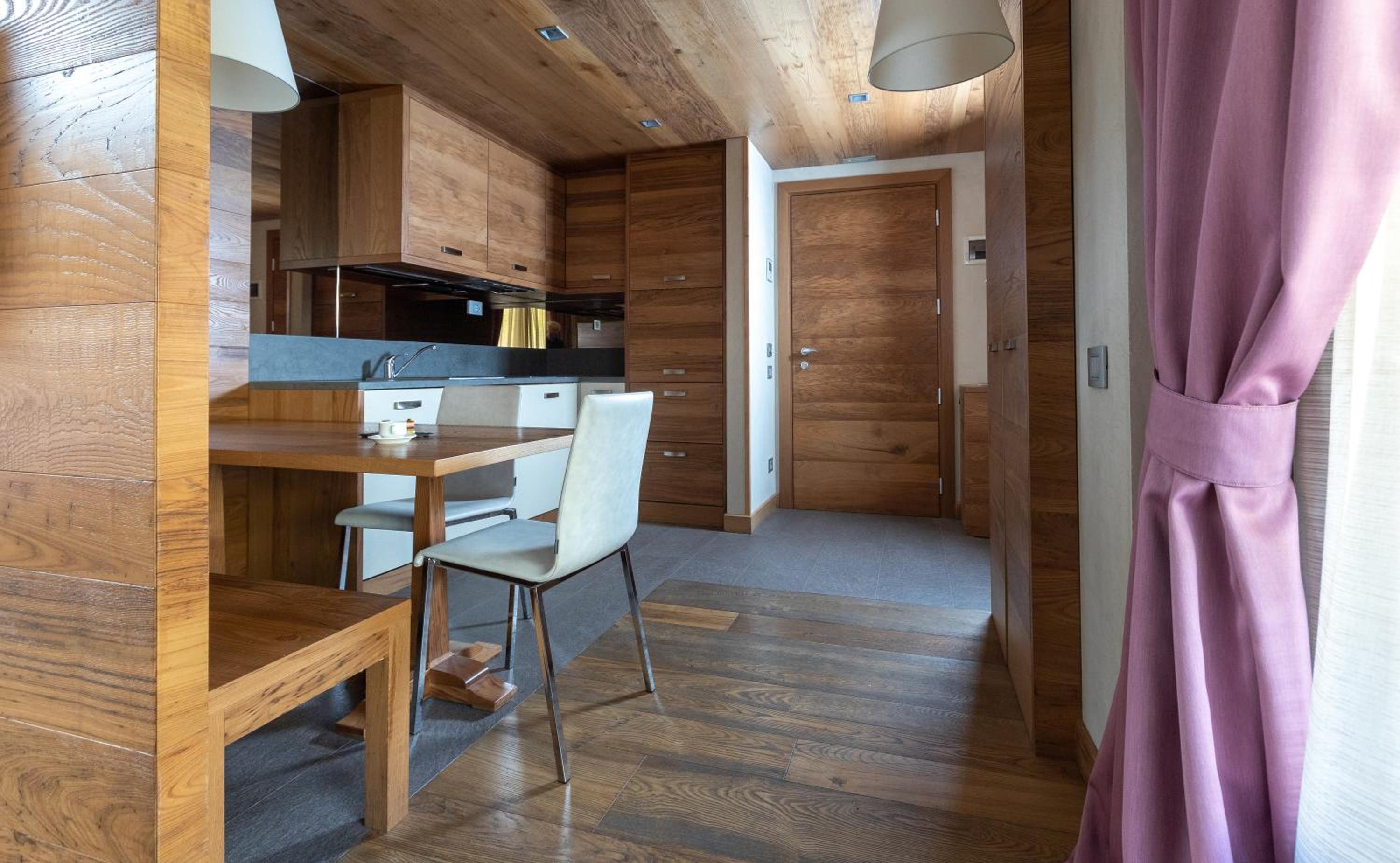 Luxury Suite - Ground Floor - Photo 11