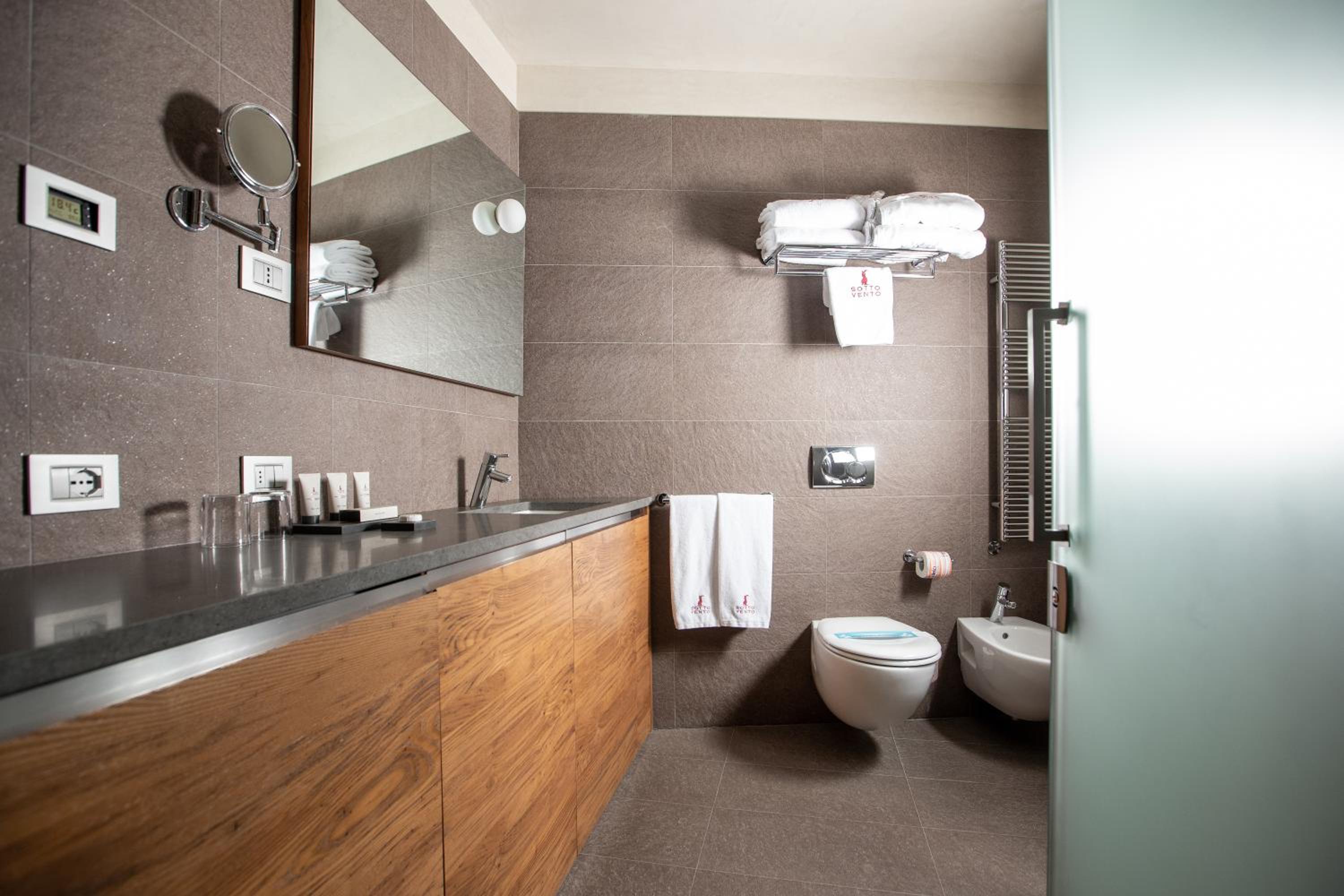 Luxury Suite - Ground Floor - Photo 15