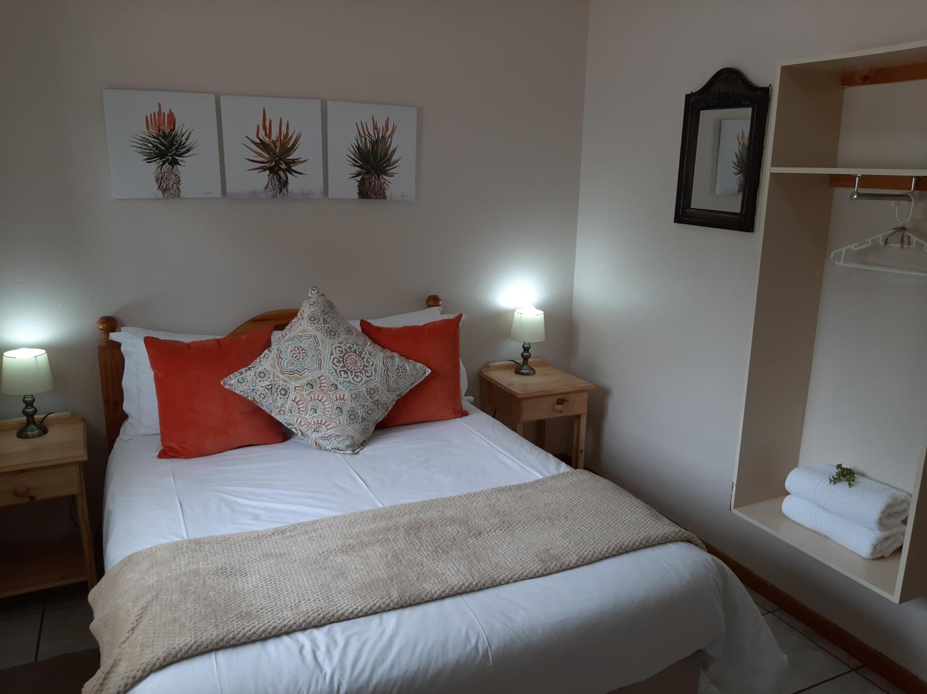 Double Room with Private Bathroom - Photo 5