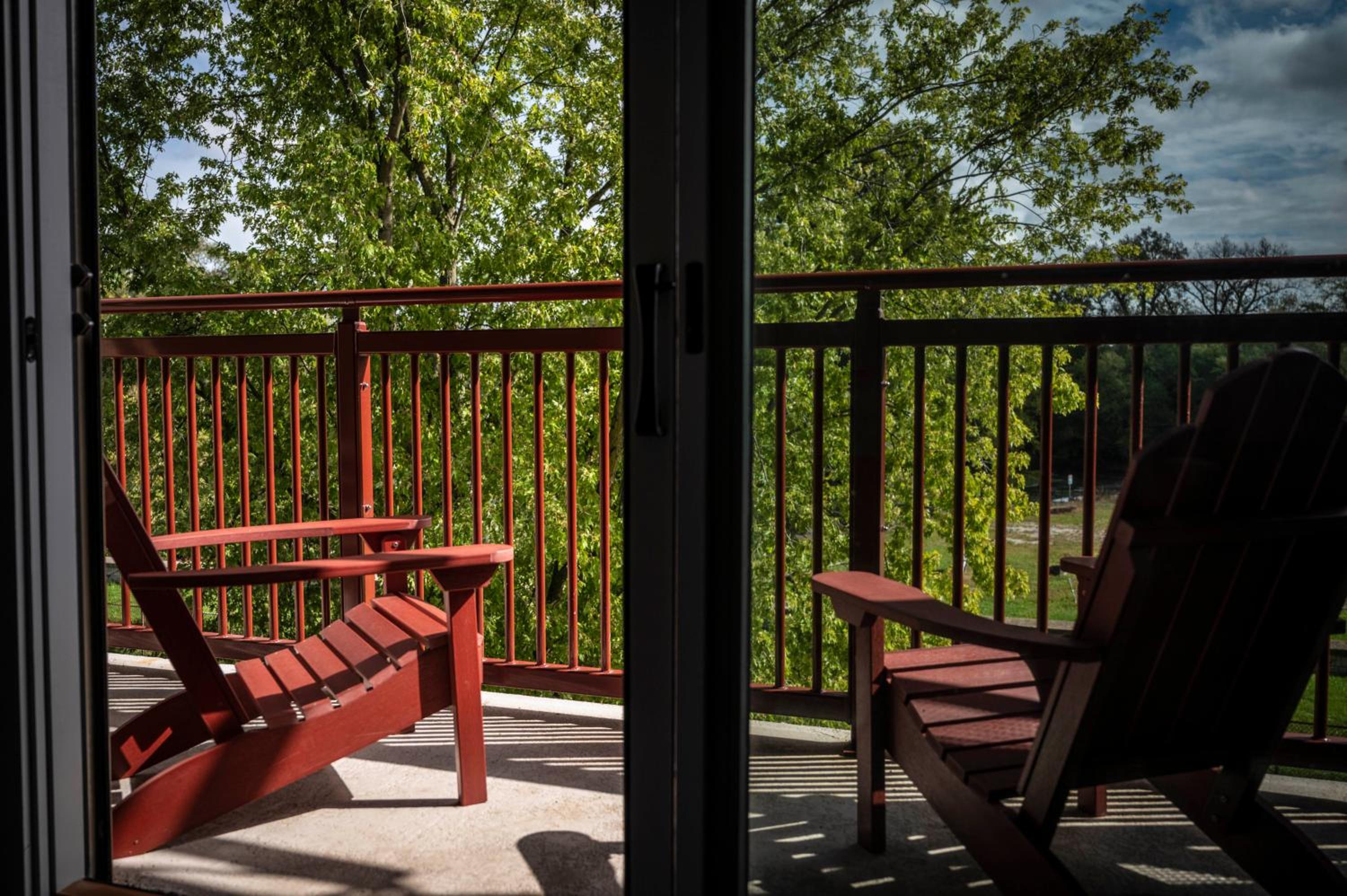 King Room with Balcony photo 2