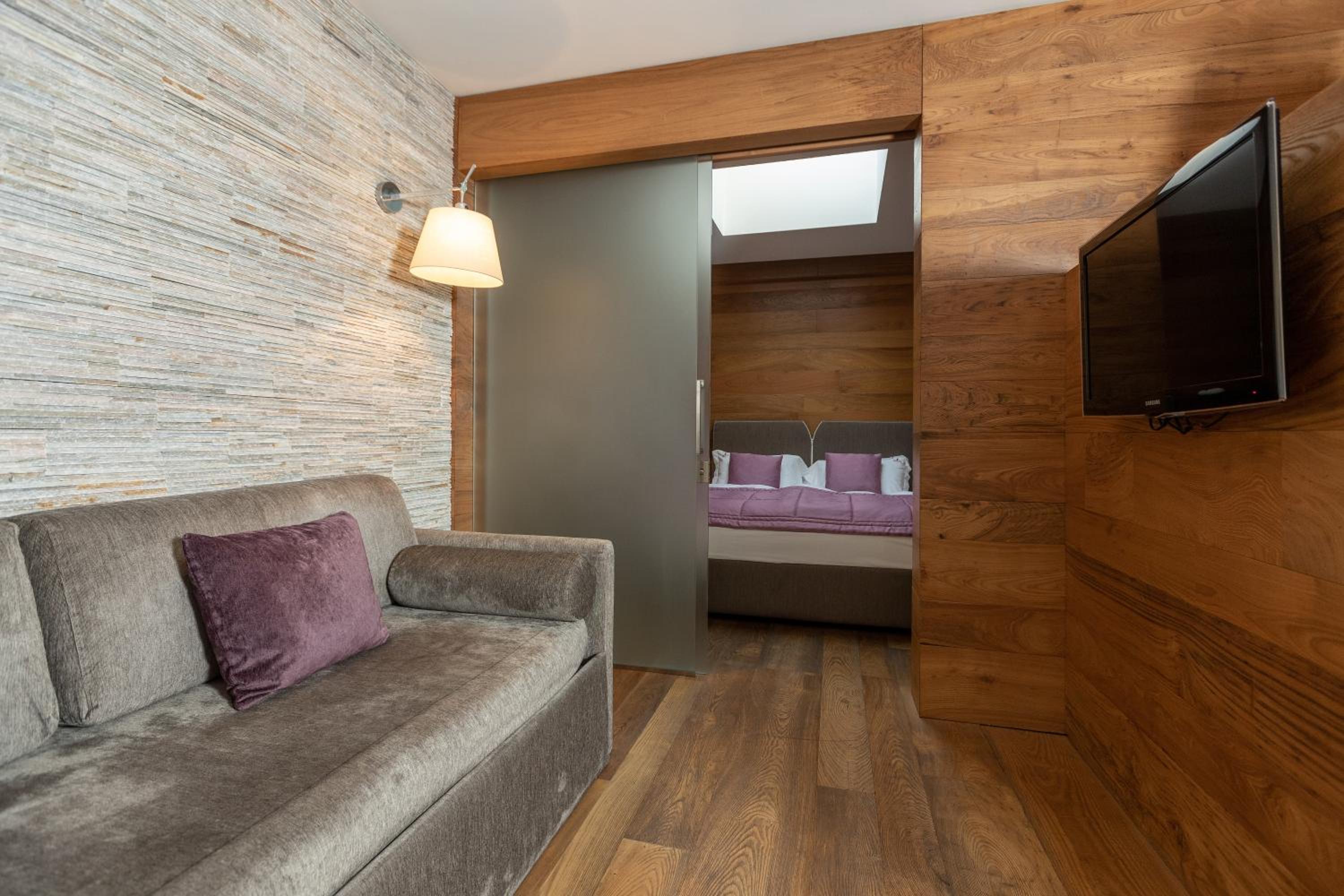 Luxury Suite - Ground Floor - Photo 4