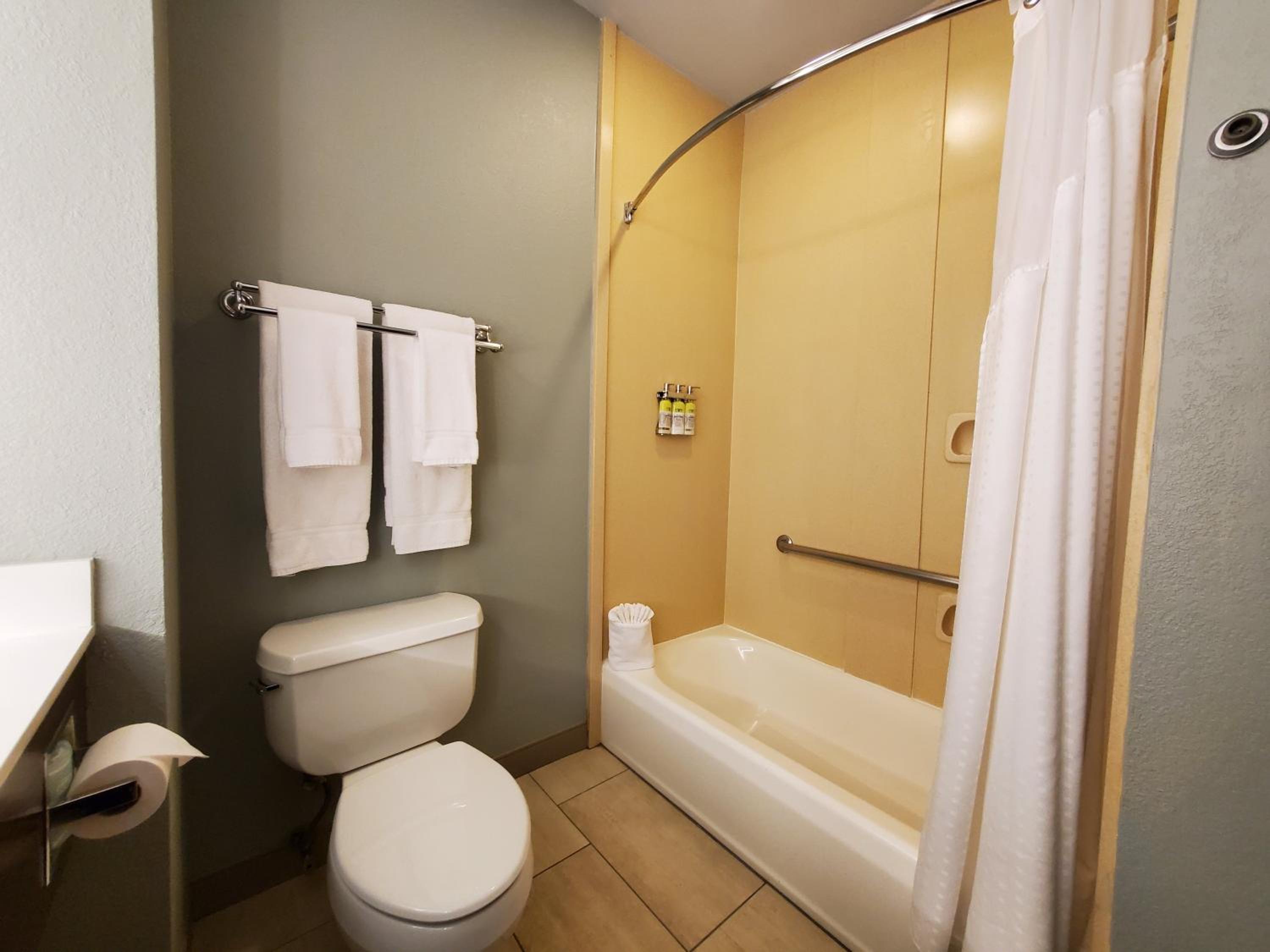 Standard Room - Photo 5