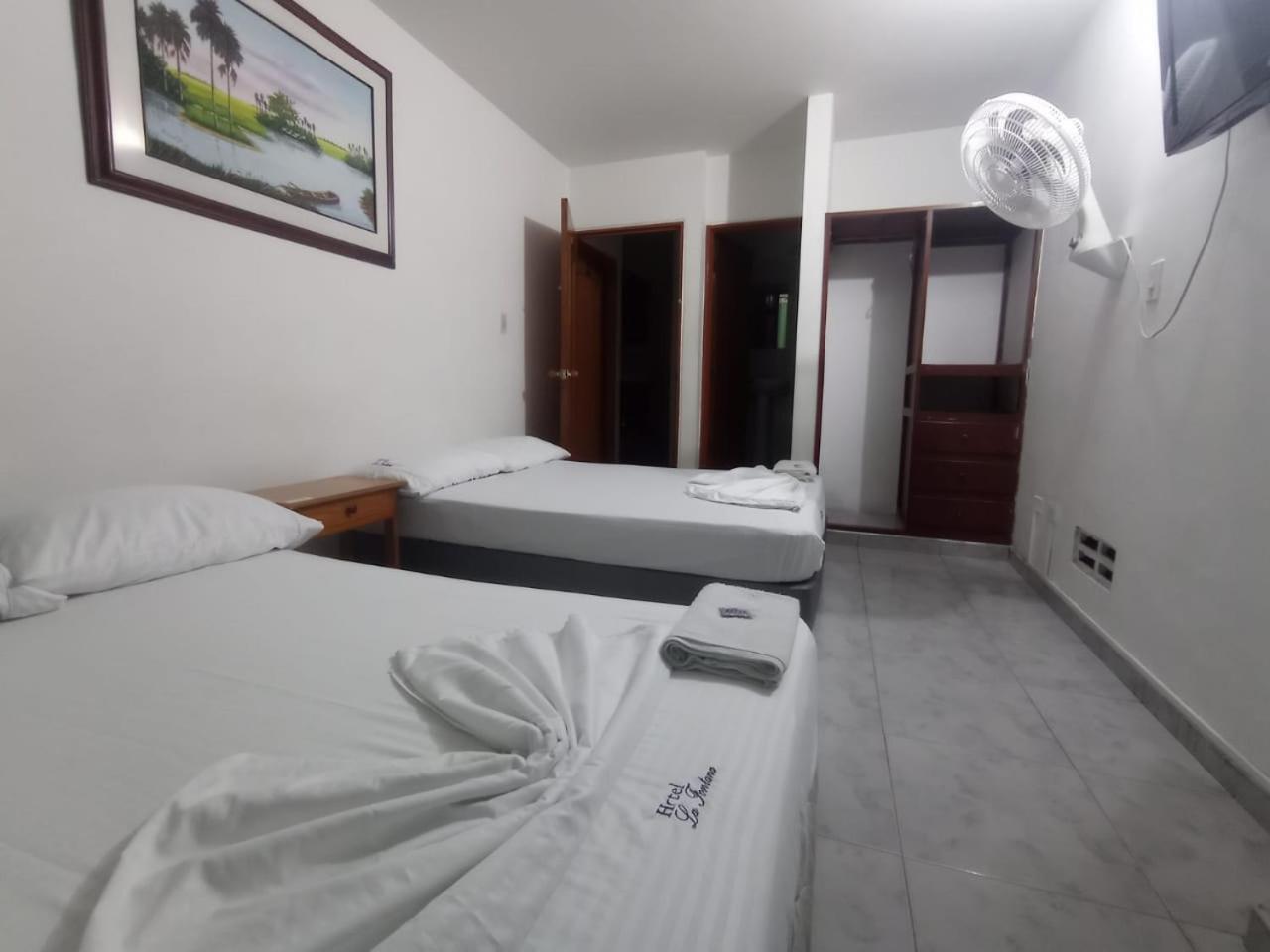 Standard Twin Room
