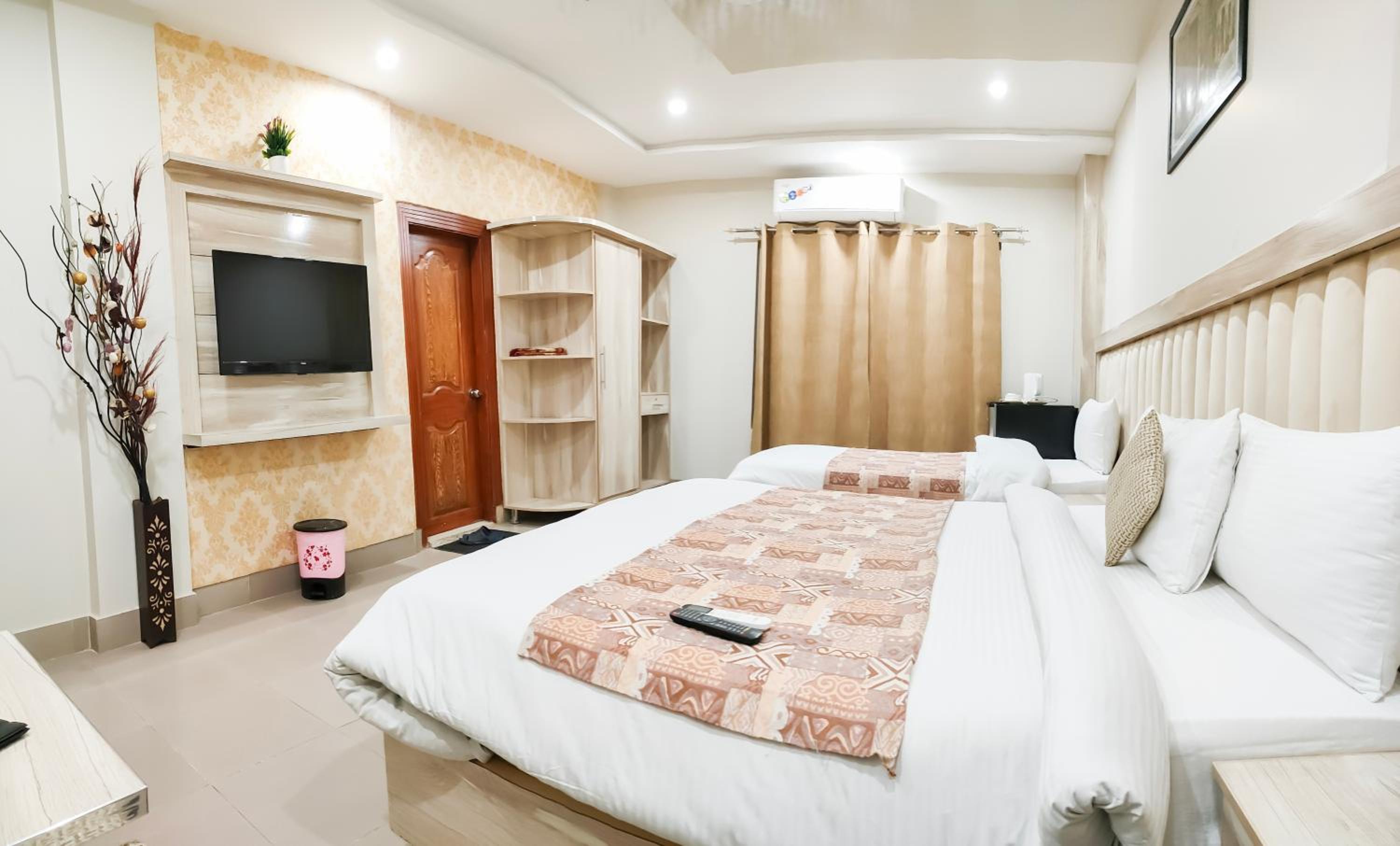 Executive Suite photo 3