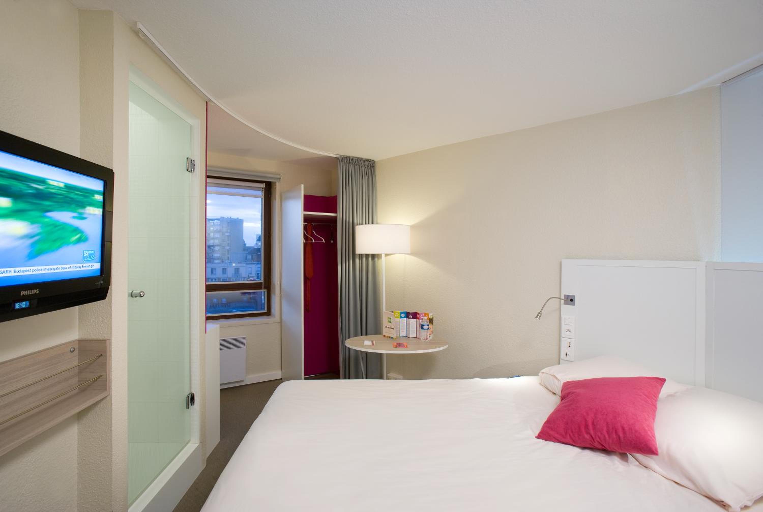 Standard Double Room - Photo 5