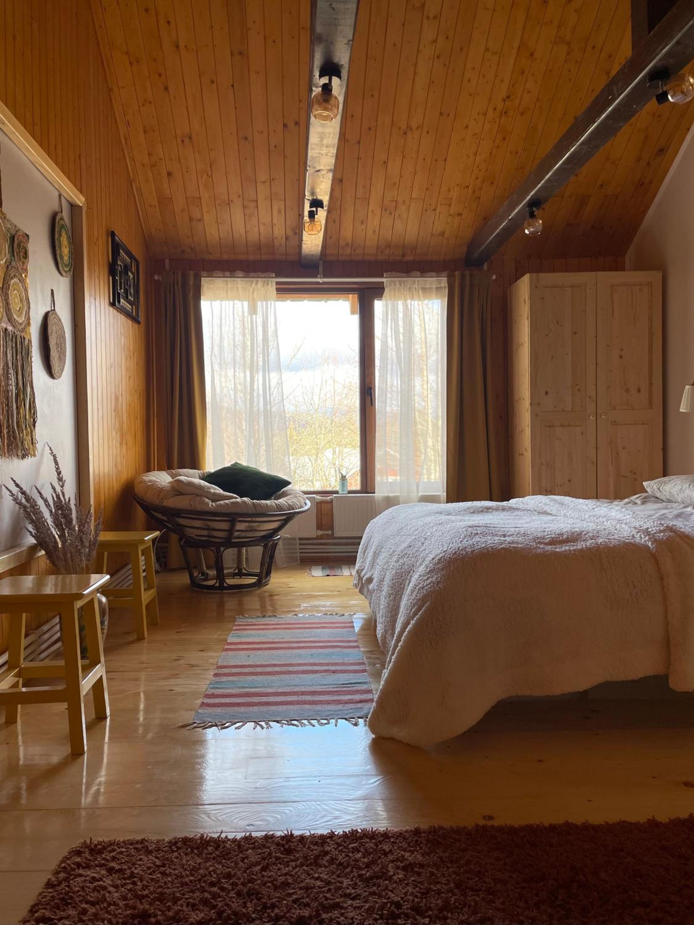 Three-Bedroom House photo 1