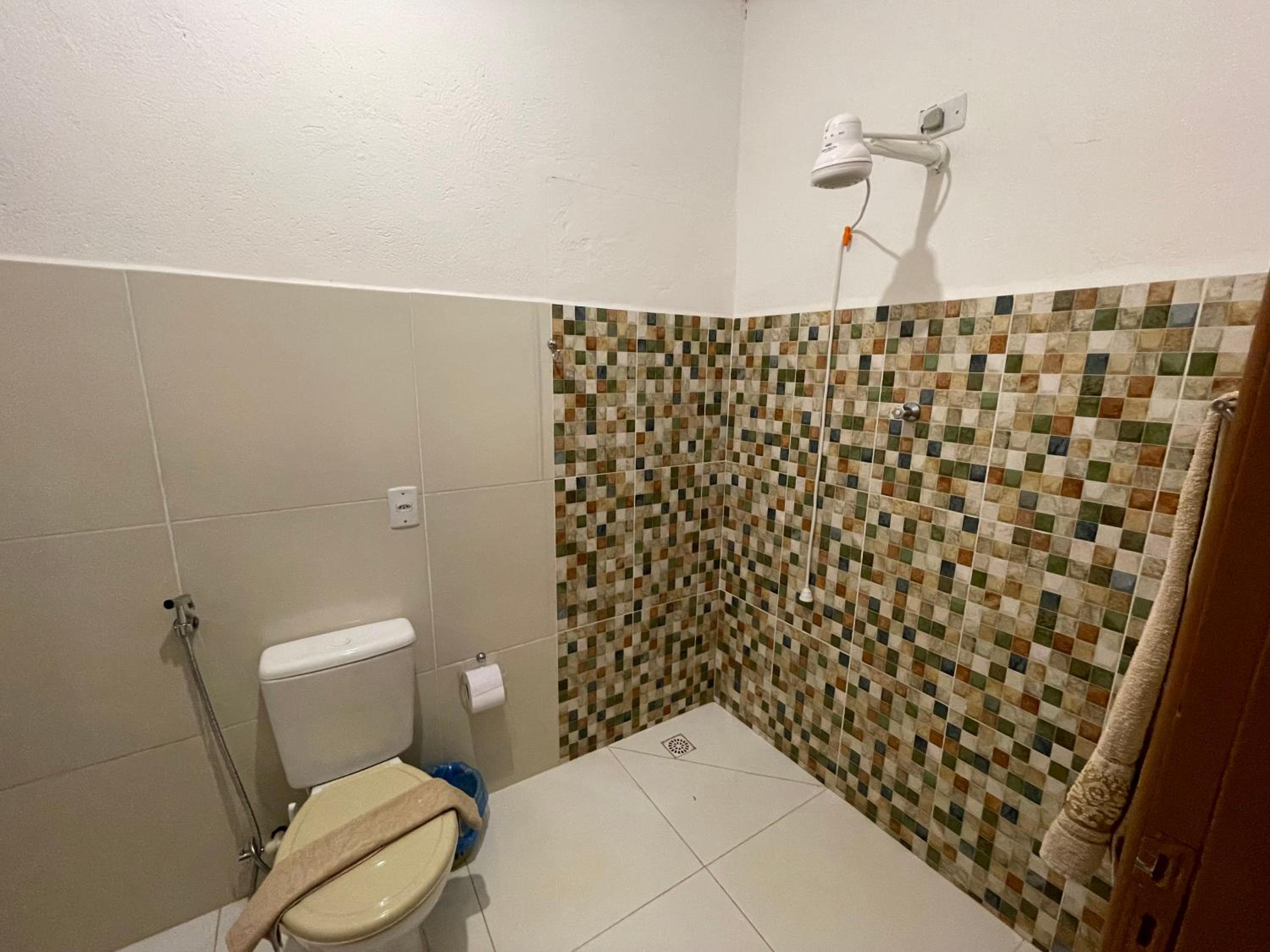 Triple Room with Private Bathroom - Photo 2