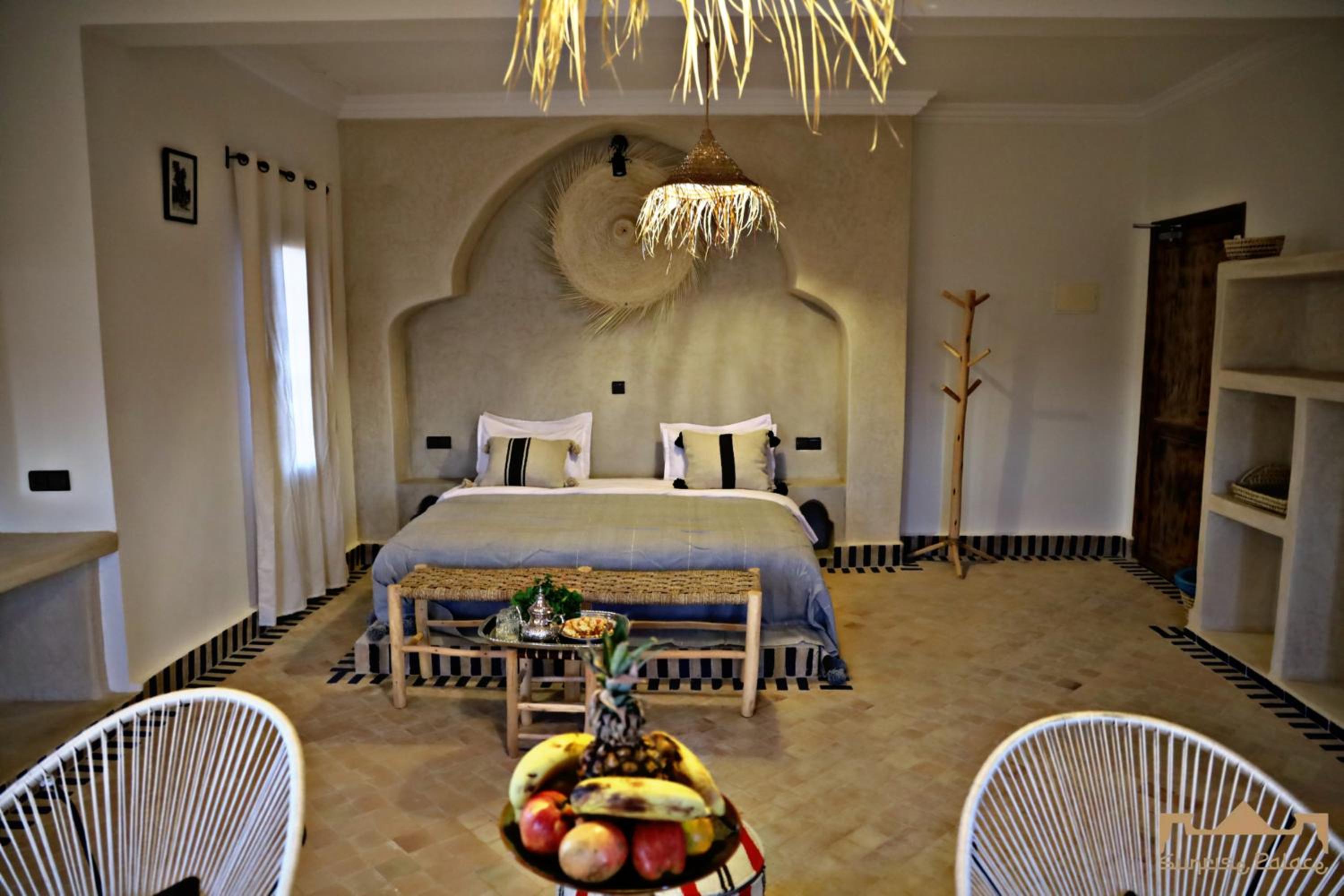 Deluxe Double or Twin Room - Photo 12