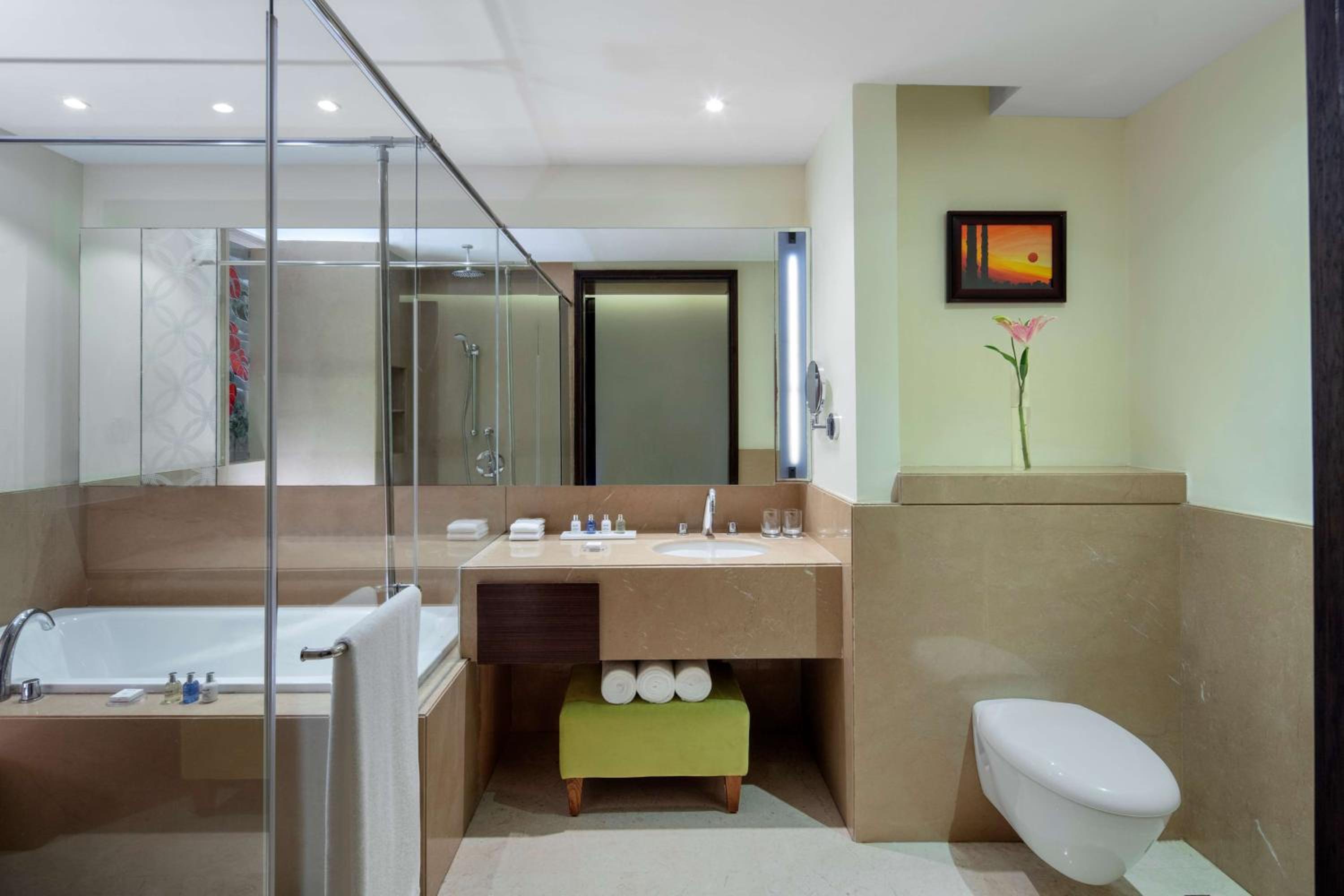 Deluxe Room with Hill View photo 2