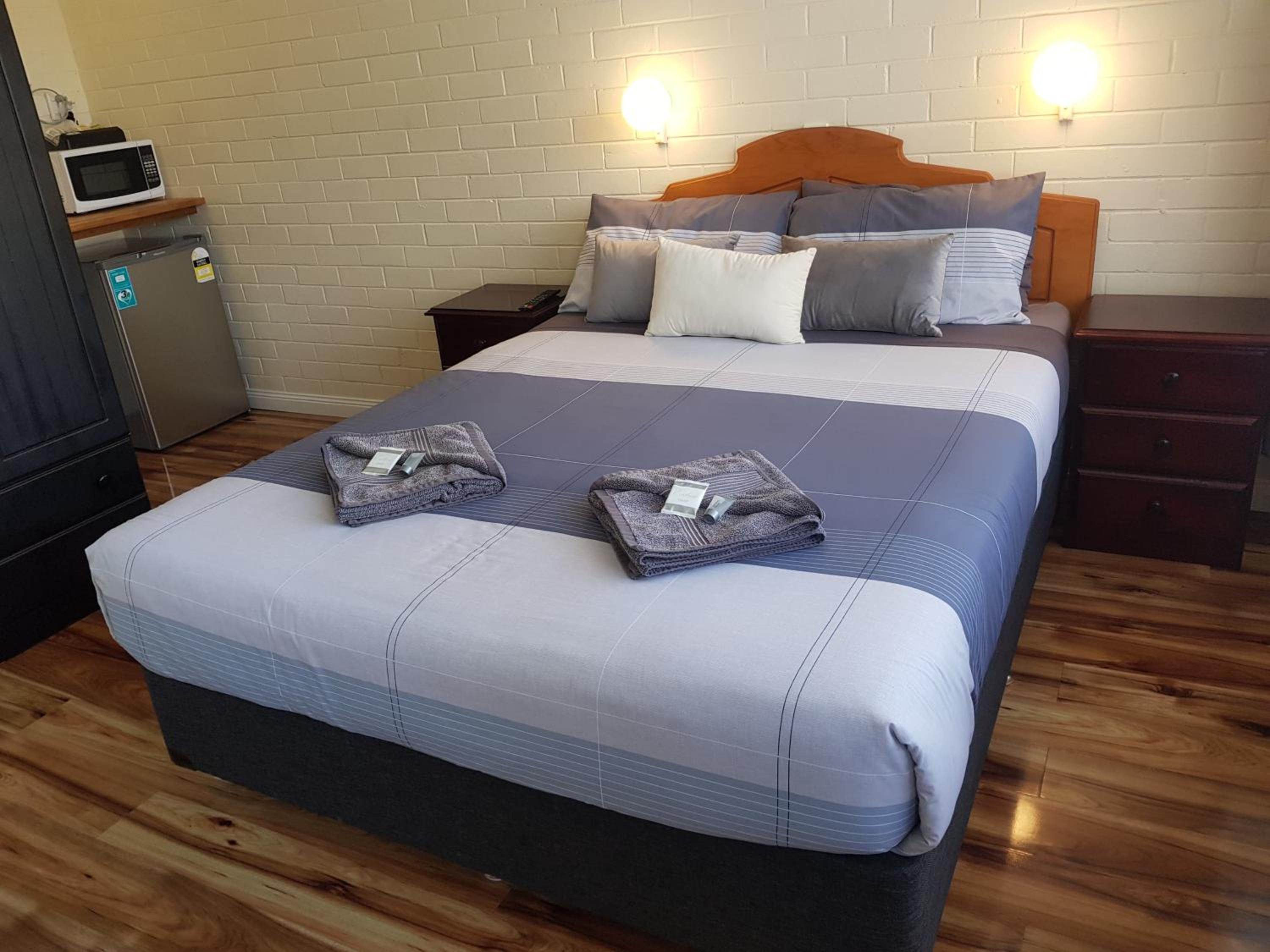 Standard Double Room photo 3