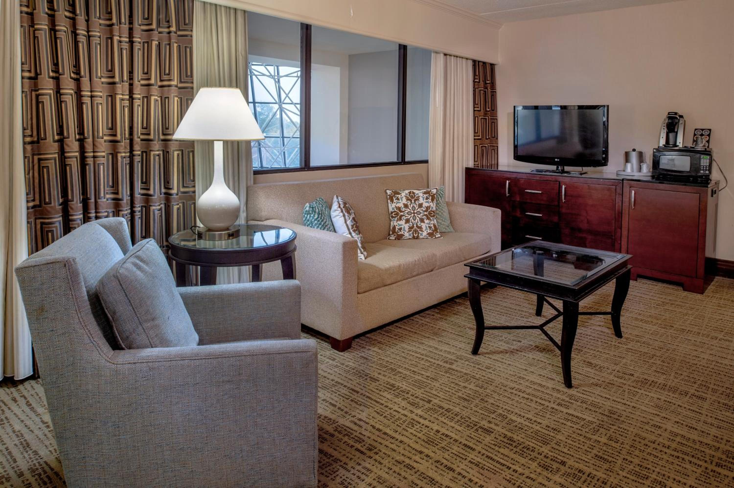 Junior King Suite
