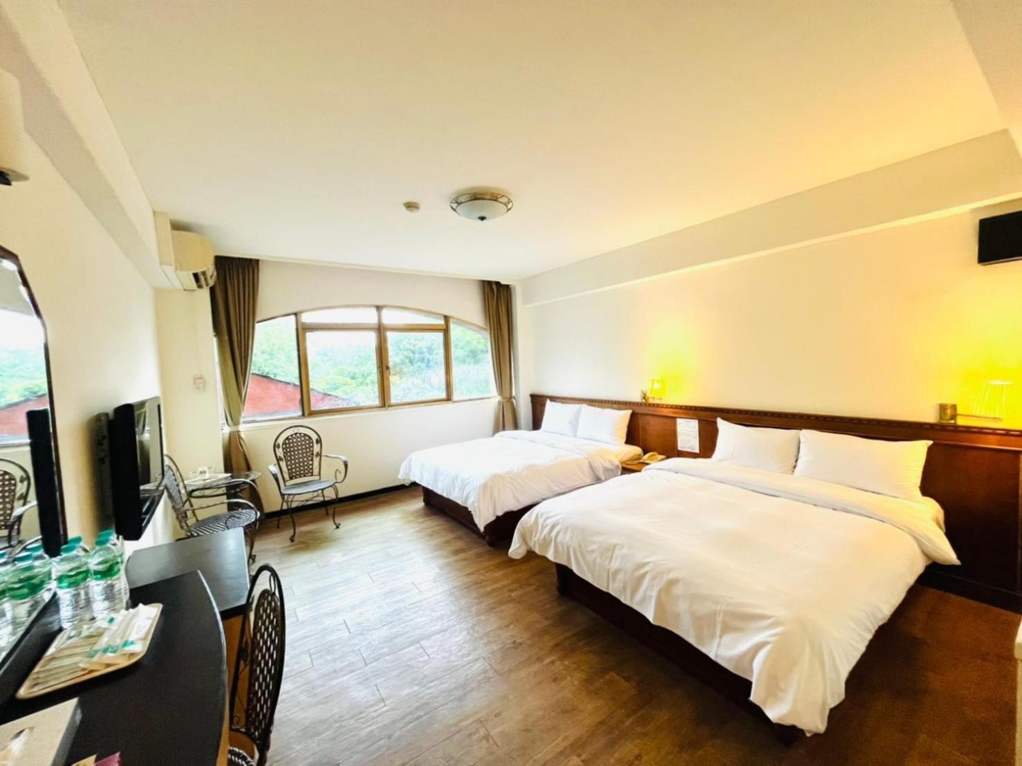 Classic Quadruple Room - Photo 1
