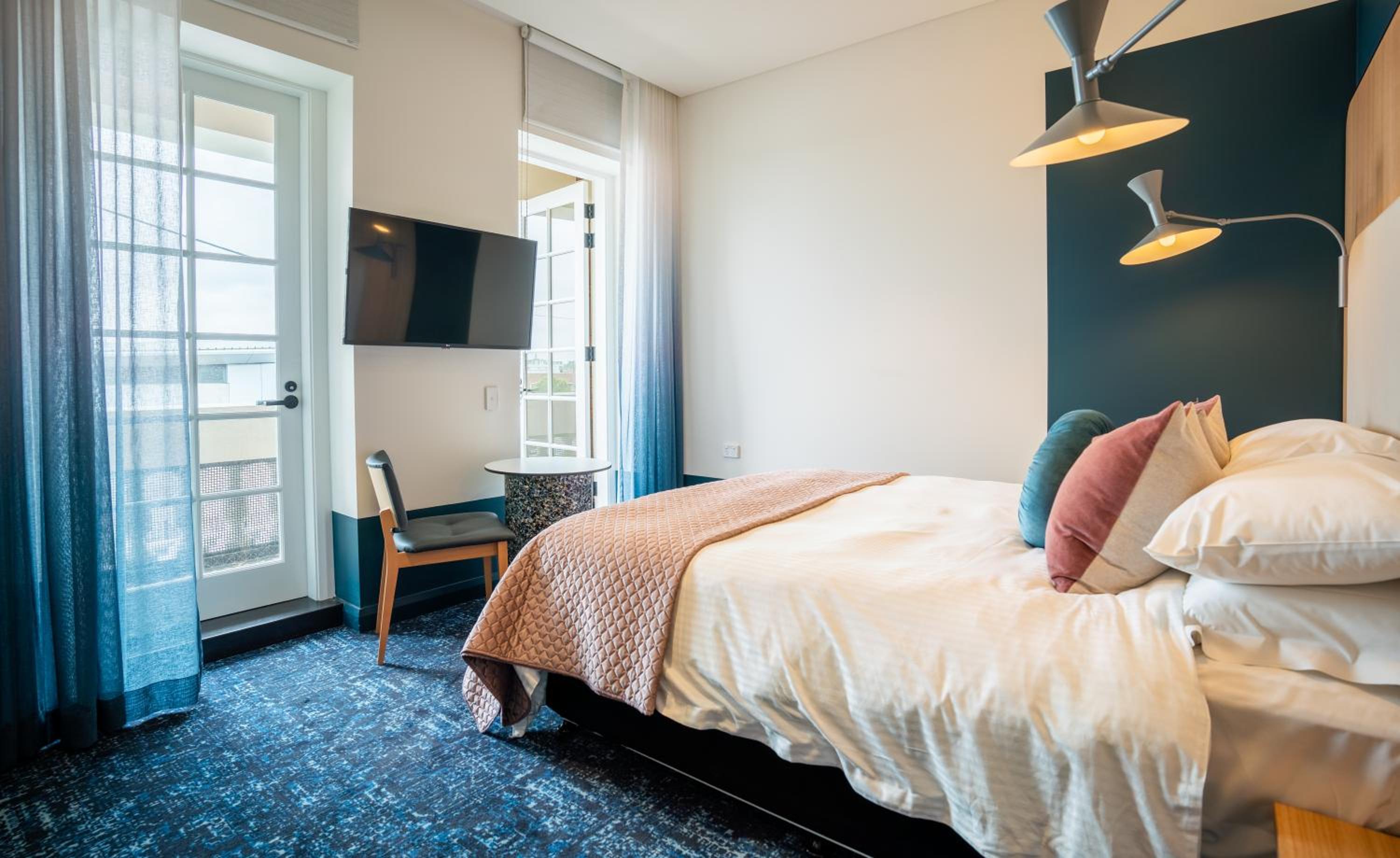 Queen Room with Balcony