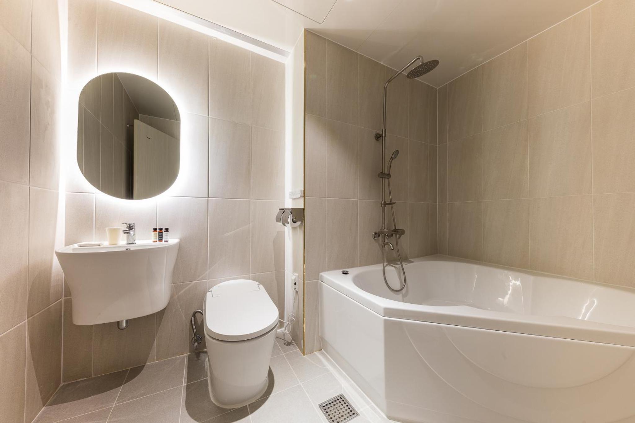 Large Double Room photo 3
