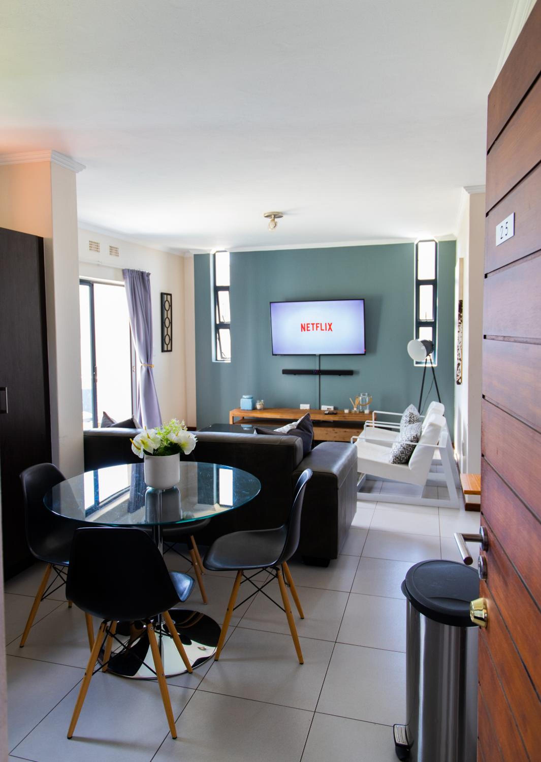 Two-Bedroom Apartment - Photo 1