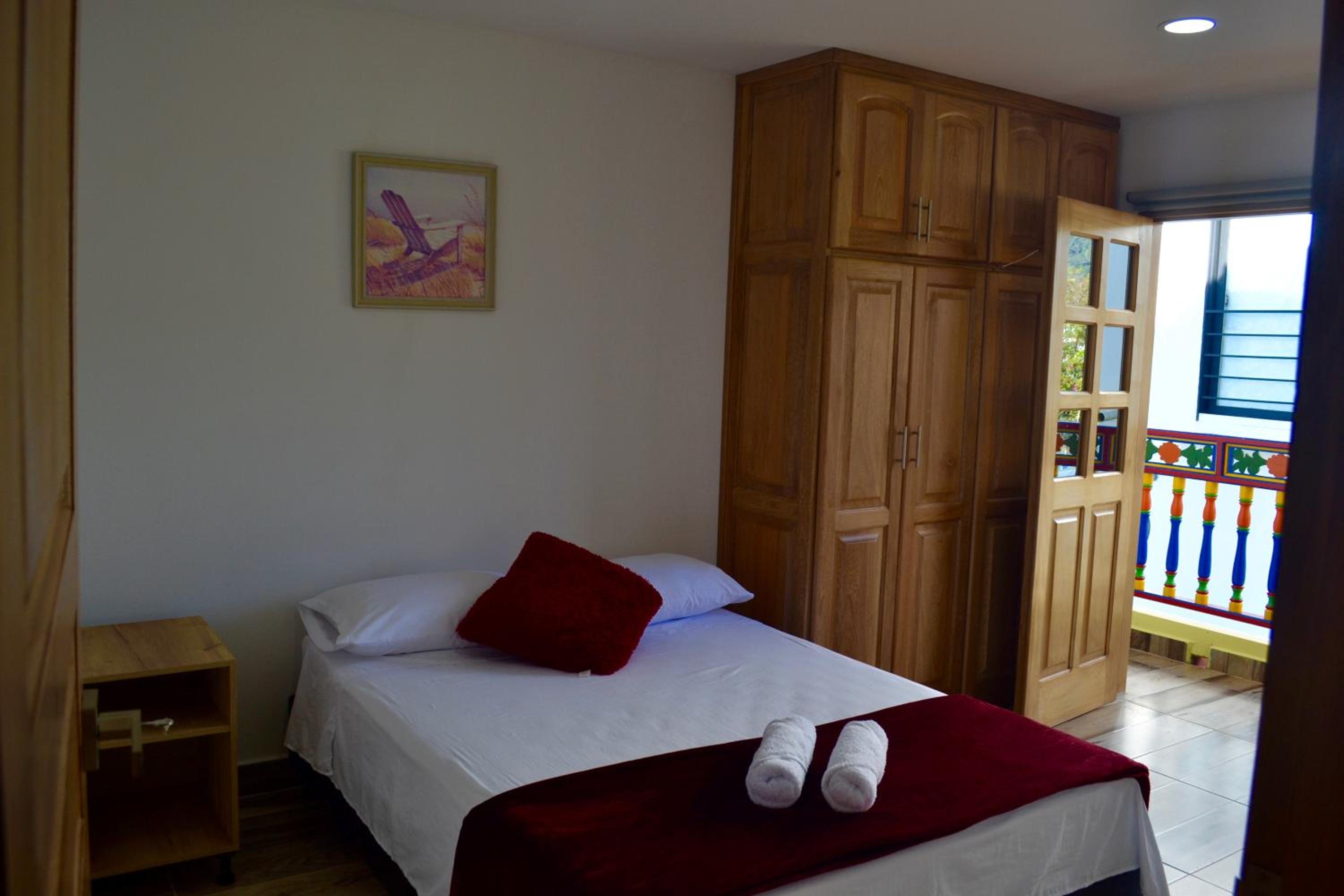Deluxe Two-Bedroom Apartment with Garden View photo 1