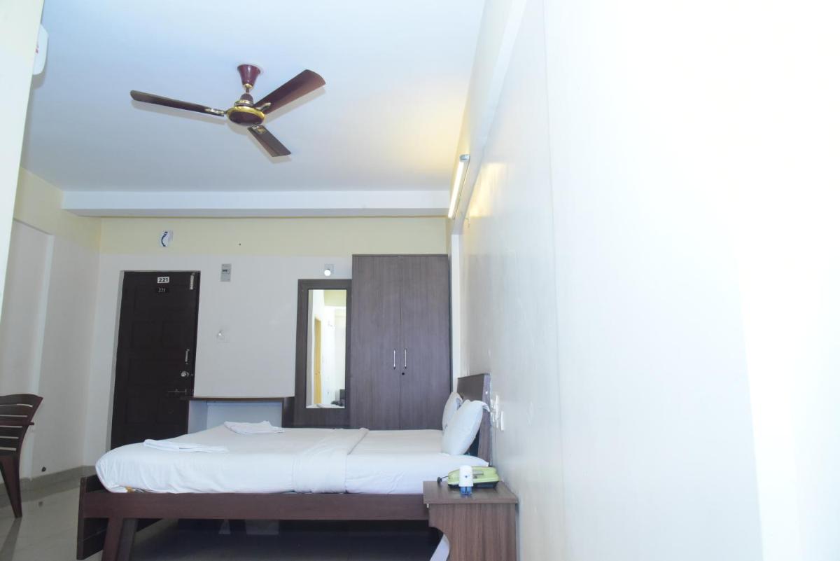 Small Double Room photo 3