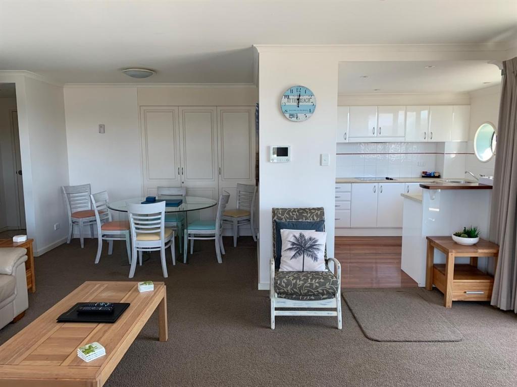 Superior Three-Bedroom Apartment (Floors 4-6) photo 1