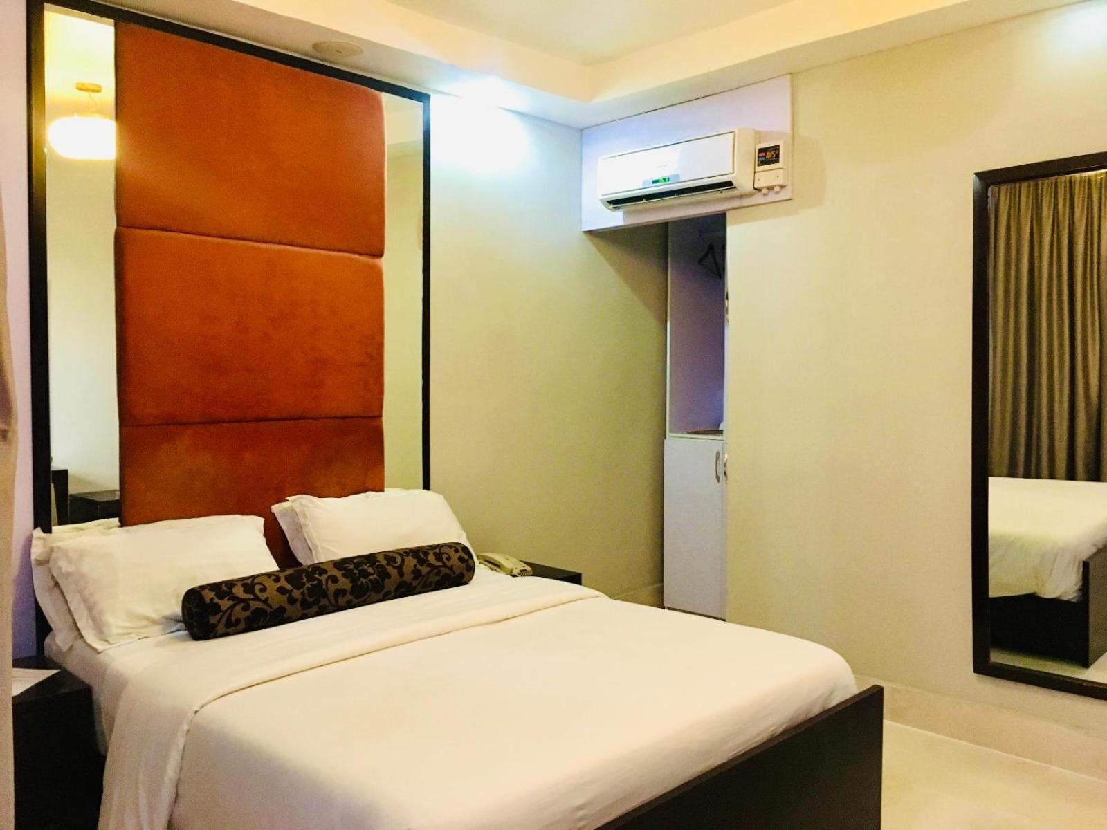 Deluxe Room - Photo 4