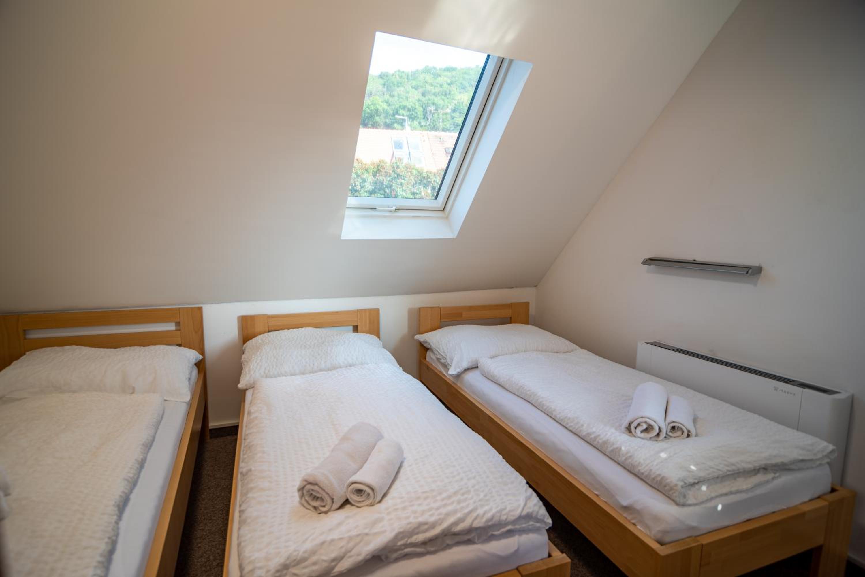 Suite - Photo 7