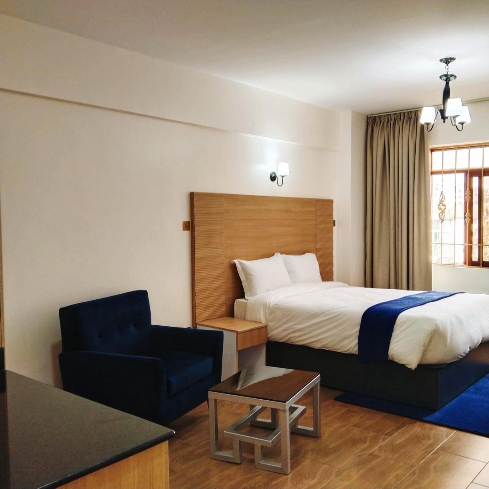 Deluxe Double Room - Photo 19