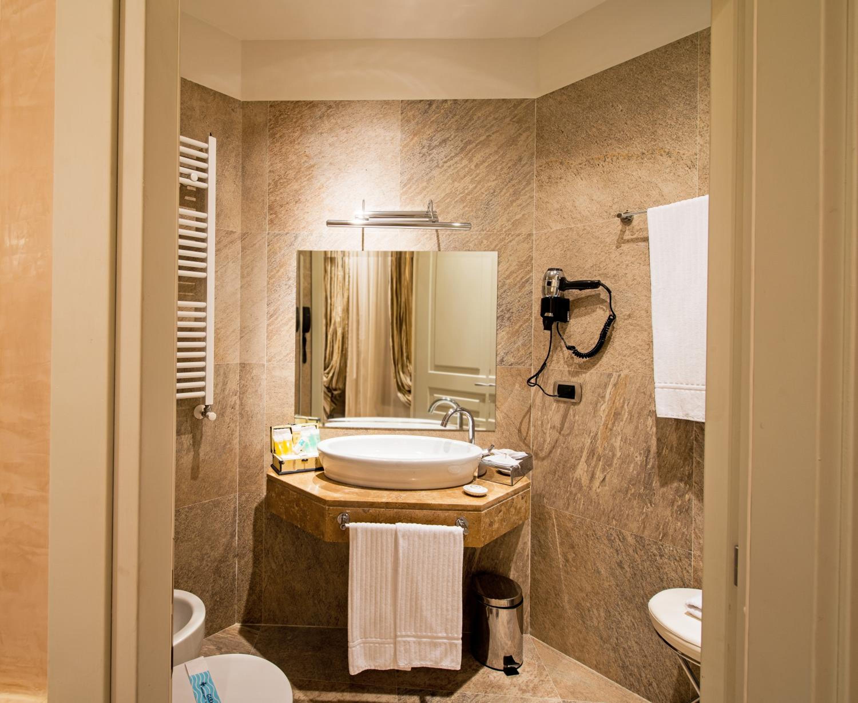 Double Room - Separate Building - Photo 2