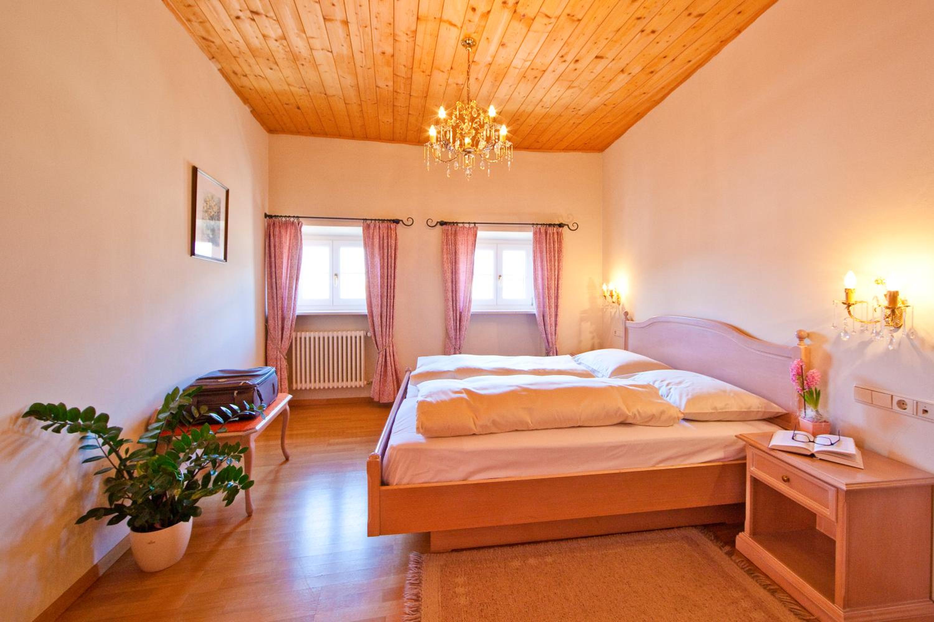 Deluxe Double Room Annex - Photo 1