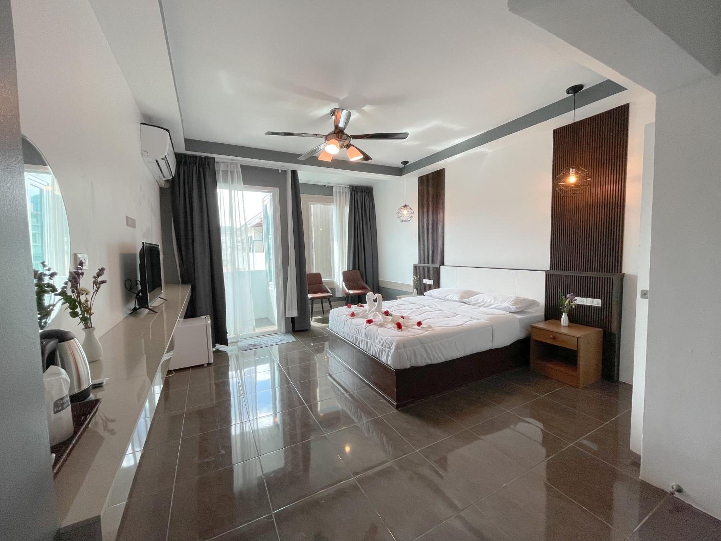 King Room with Mountain View - Photo 7