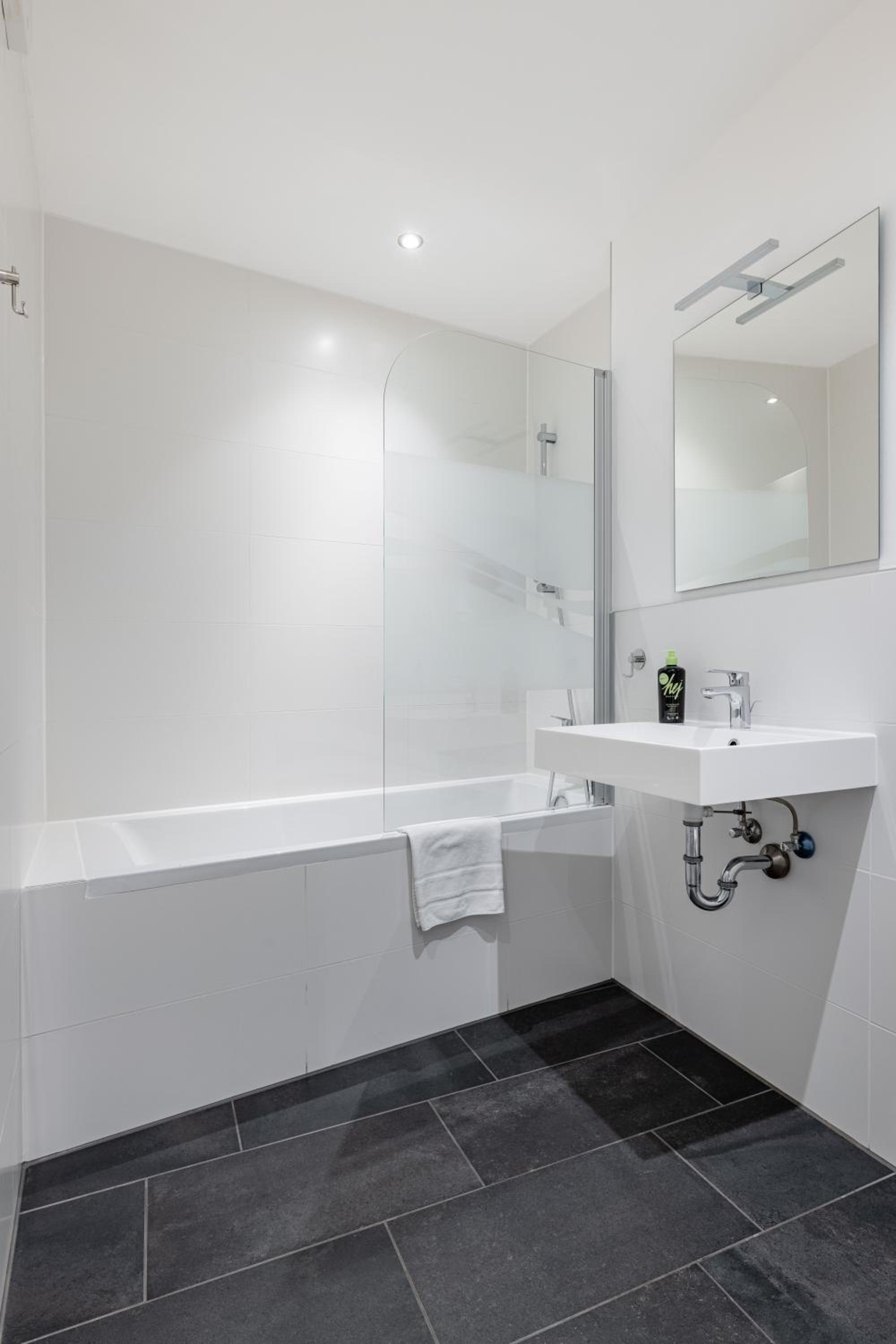 Two-Bedroom Suite - Photo 9