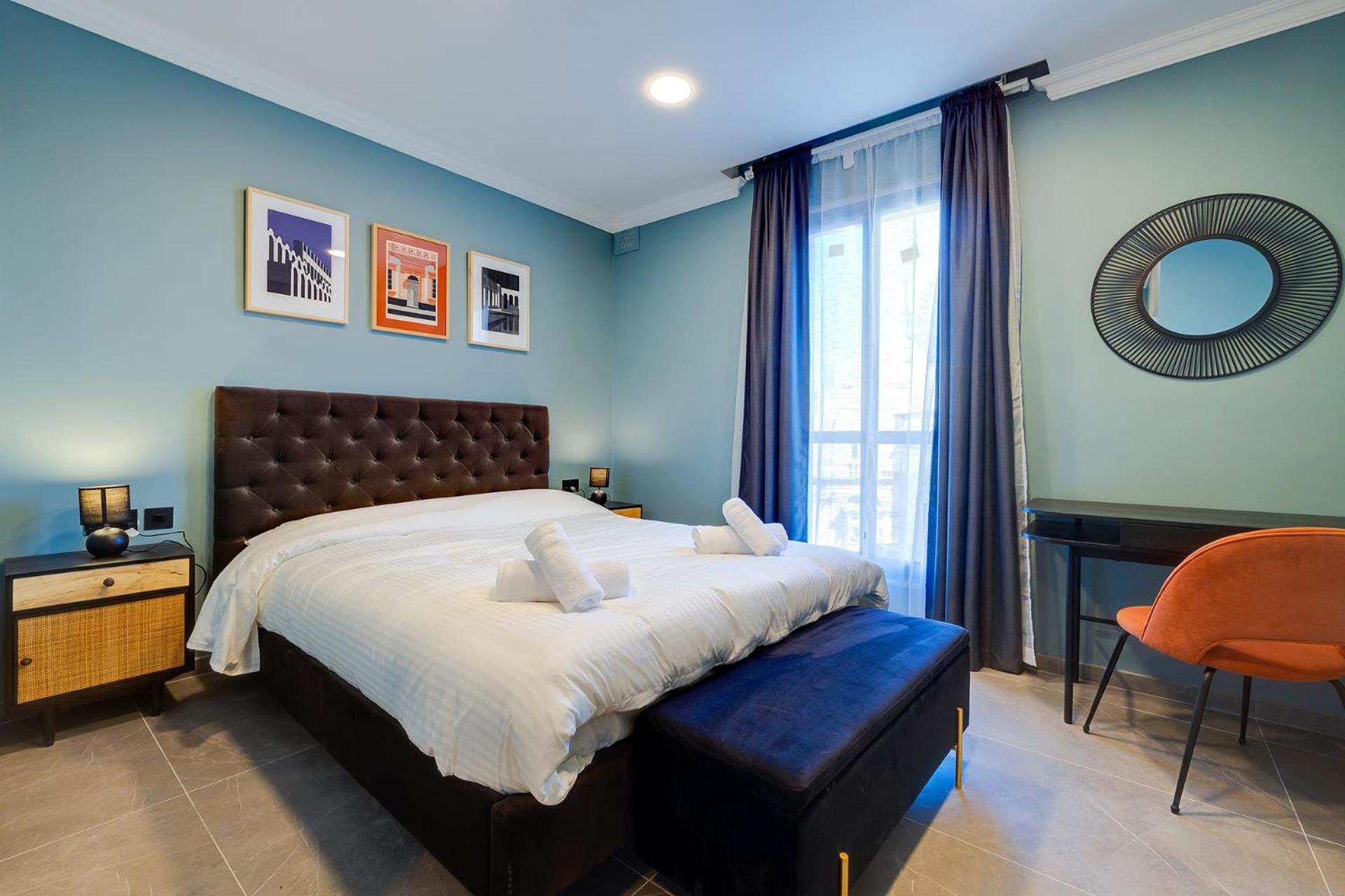 Three-Bedroom Apartment - Photo 30