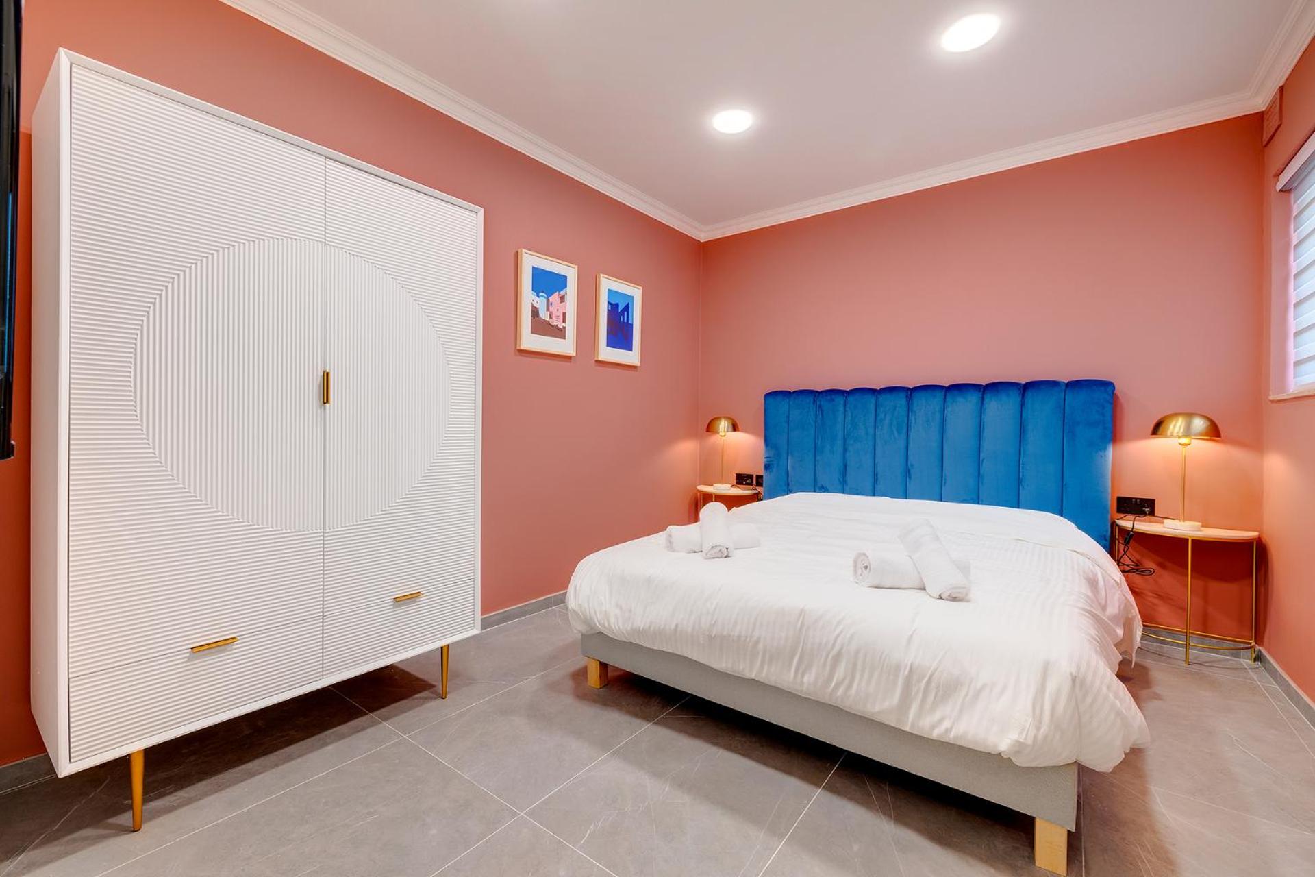 Three-Bedroom Apartment - Photo 28