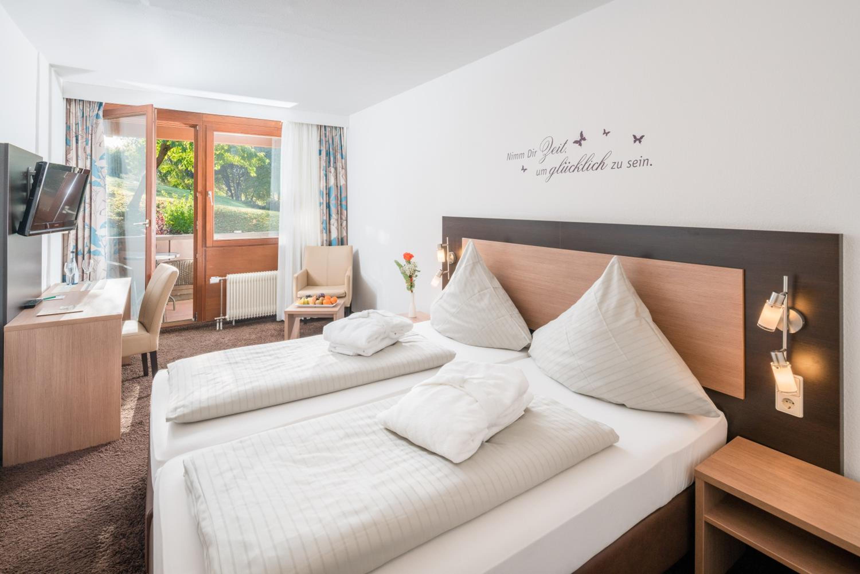 Standard Double Room - Photo 3
