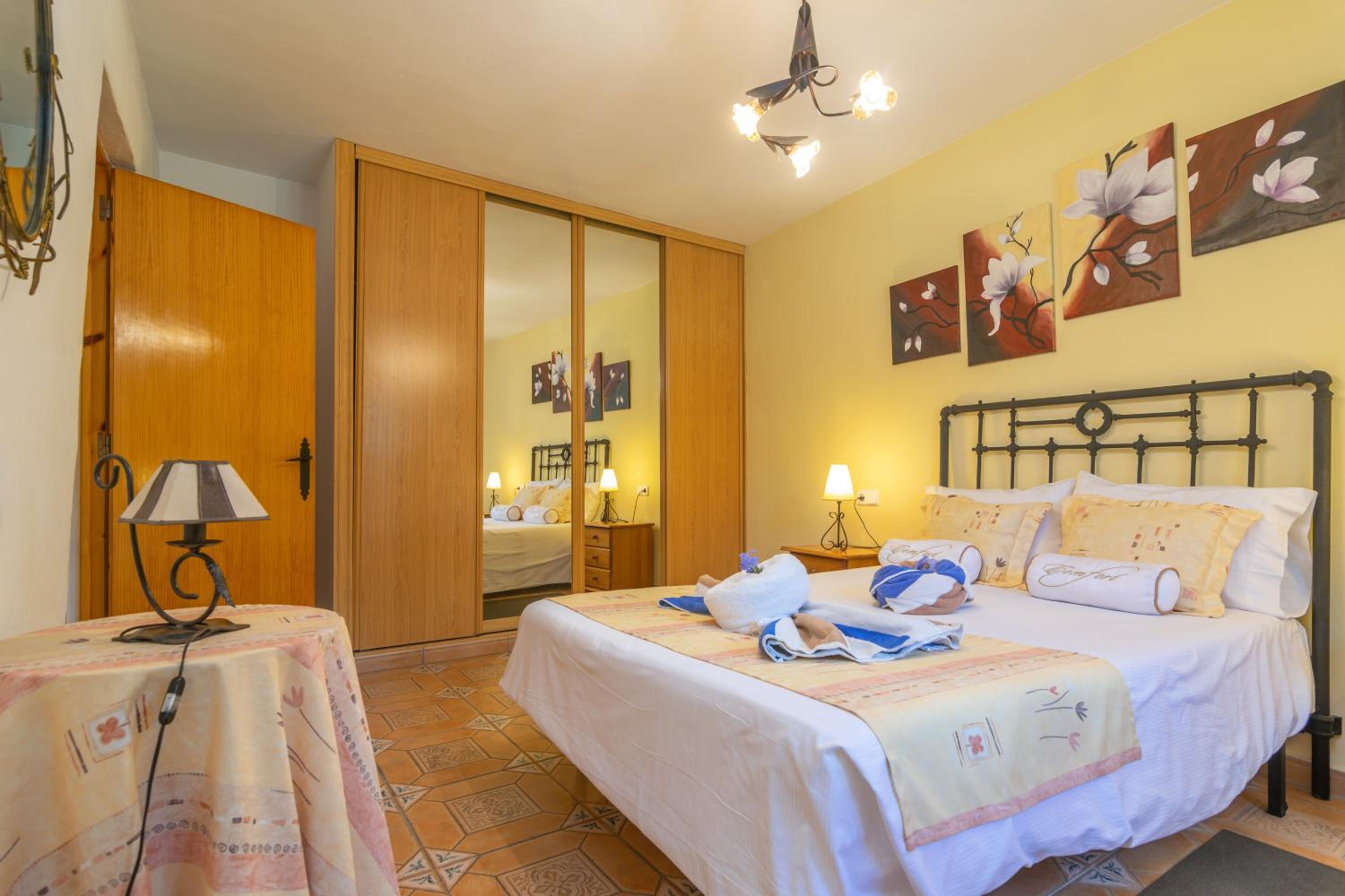 Three-Bedroom Villa photo 3