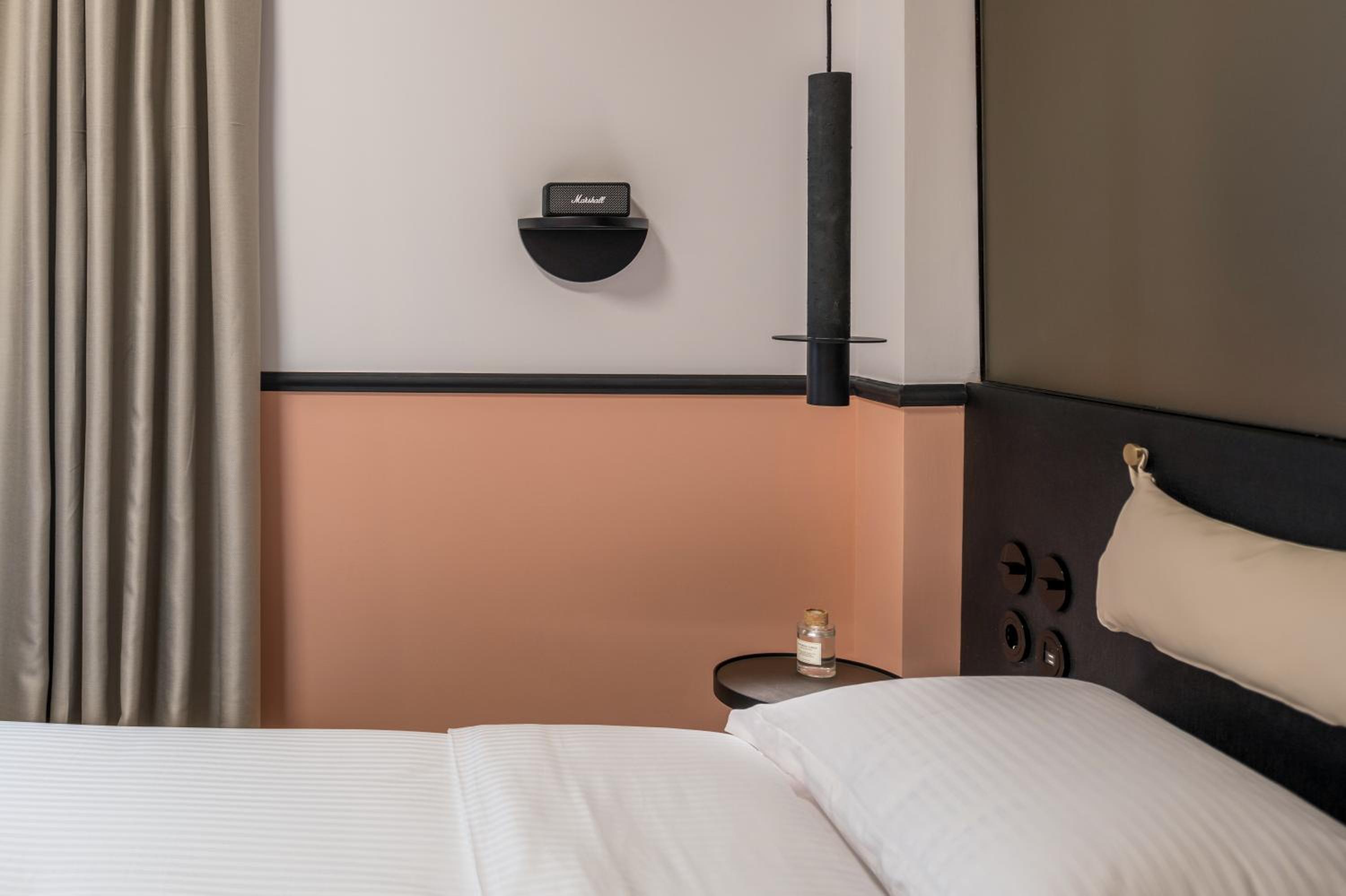 Comfort Room - Photo 2