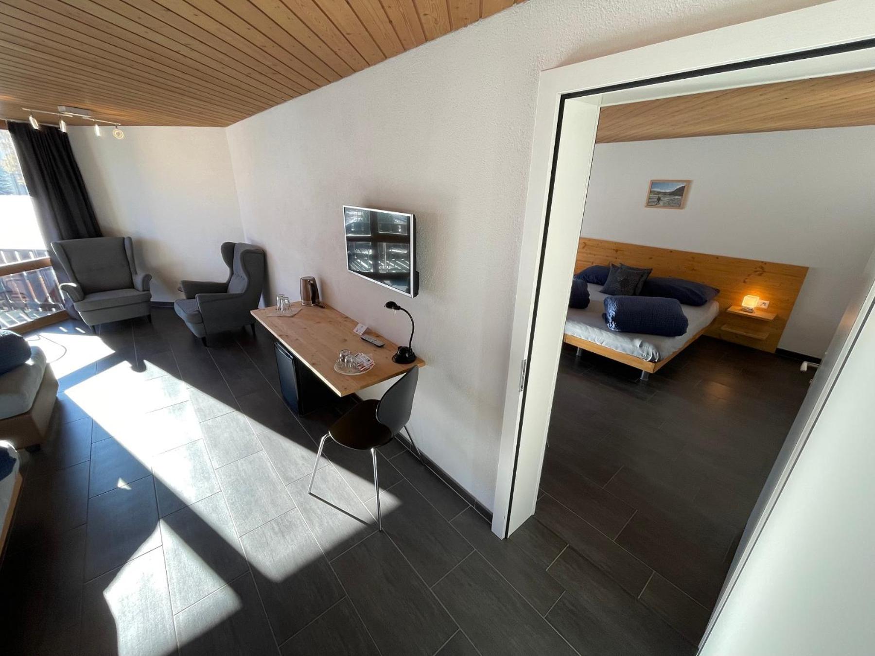 Family Room with Bath - Photo 4