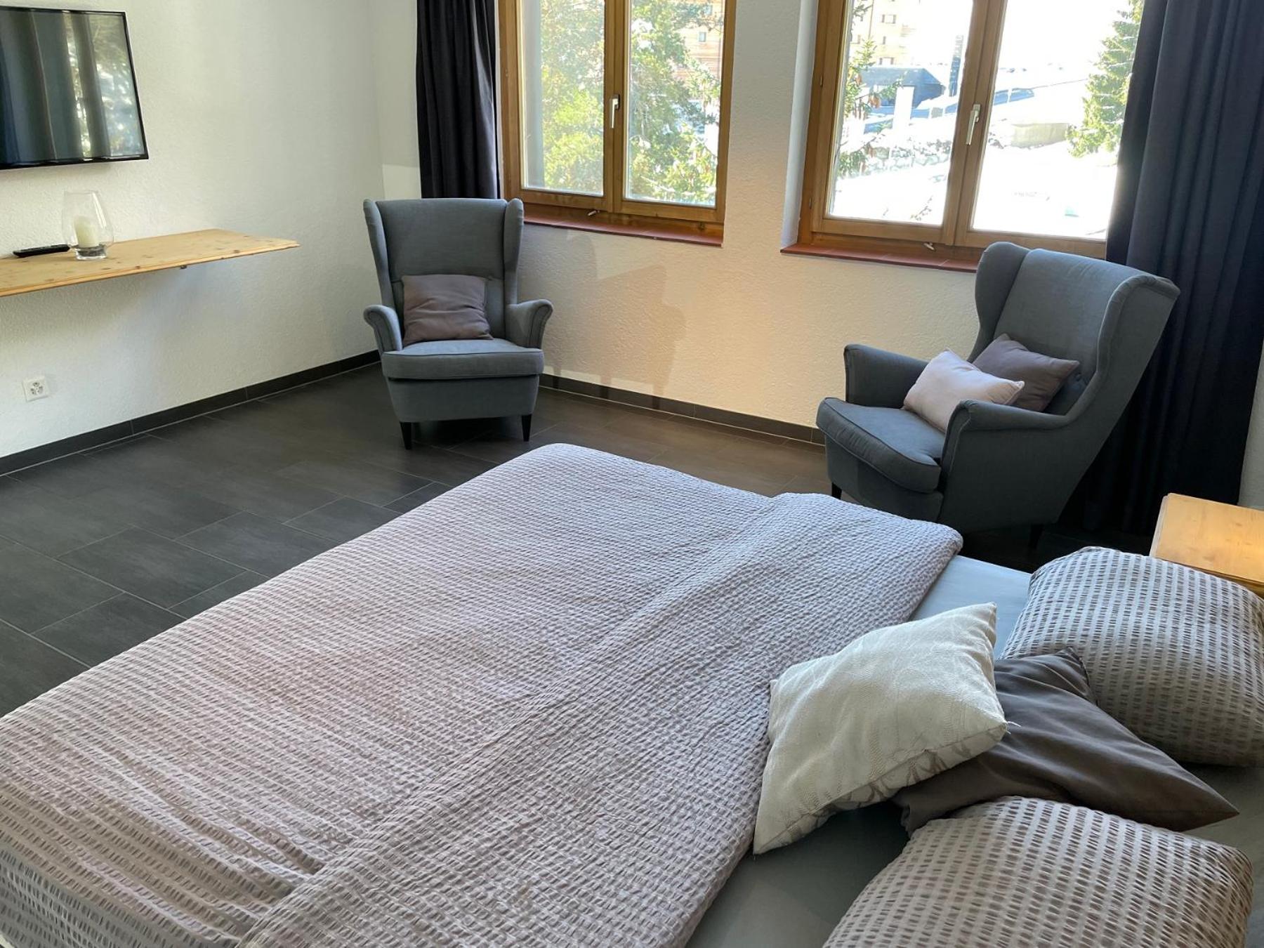 Suite with Mountain View - Photo 14