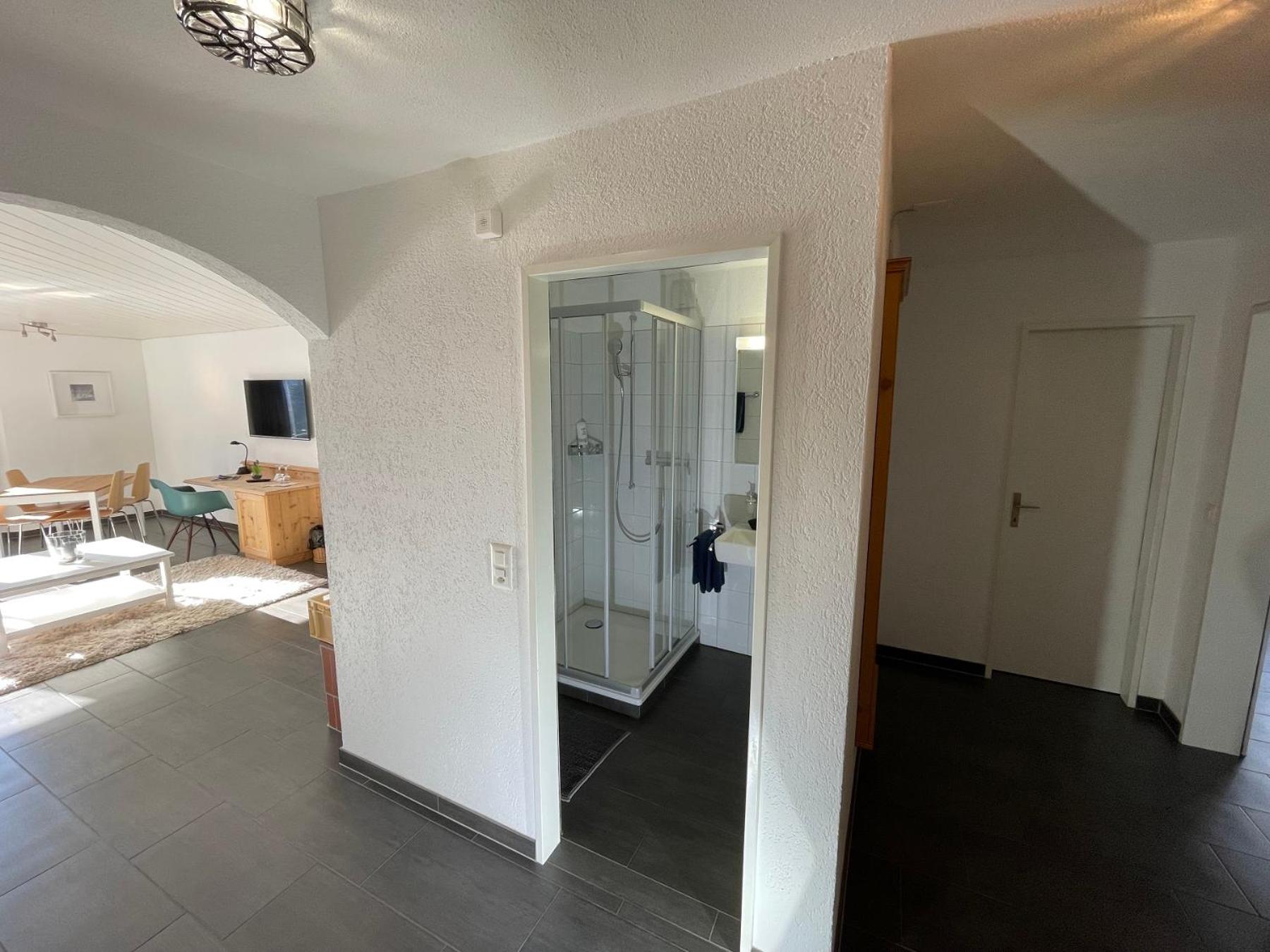 Suite with Mountain View - Photo 11
