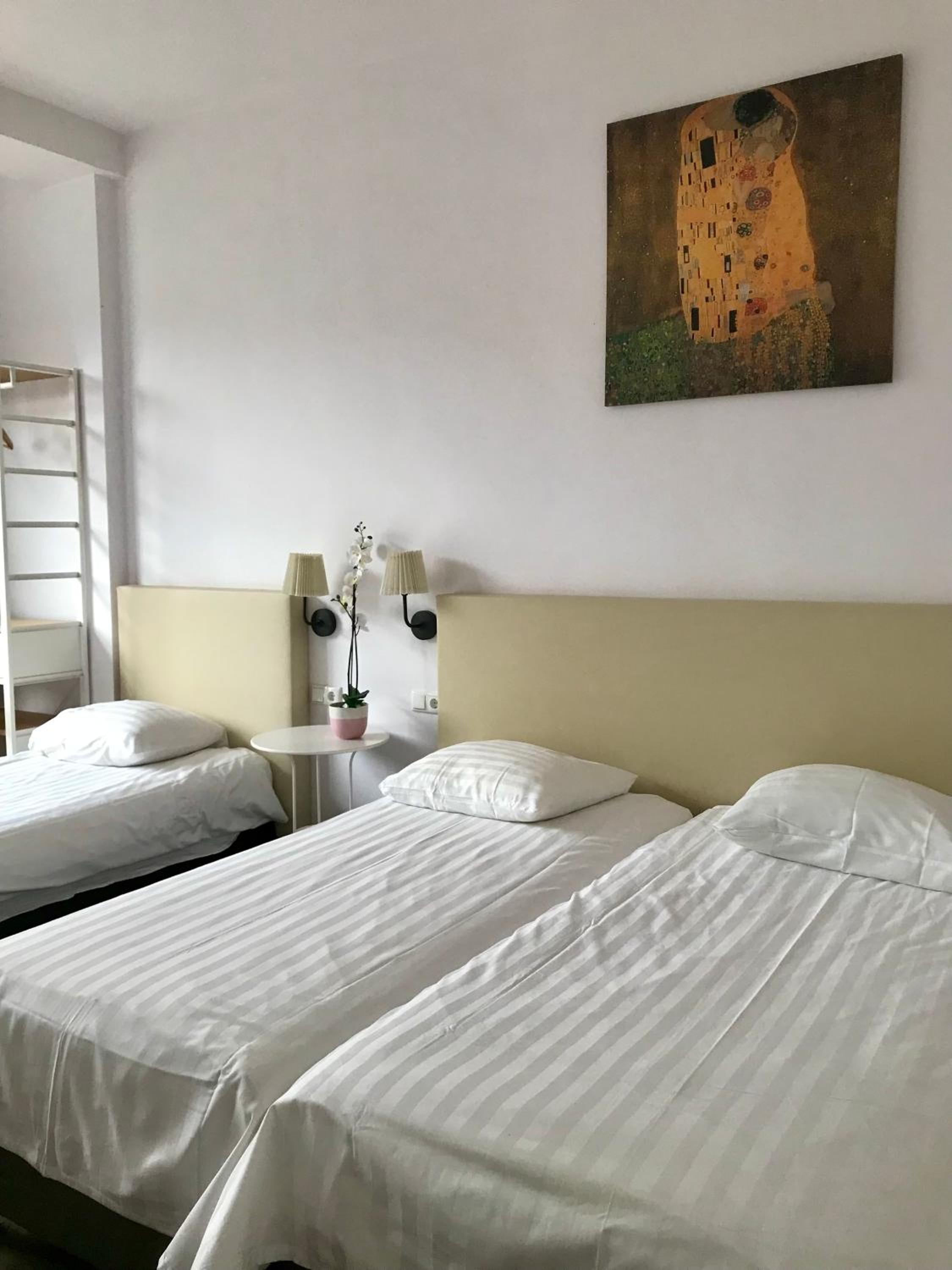 Triple Room - Photo 1
