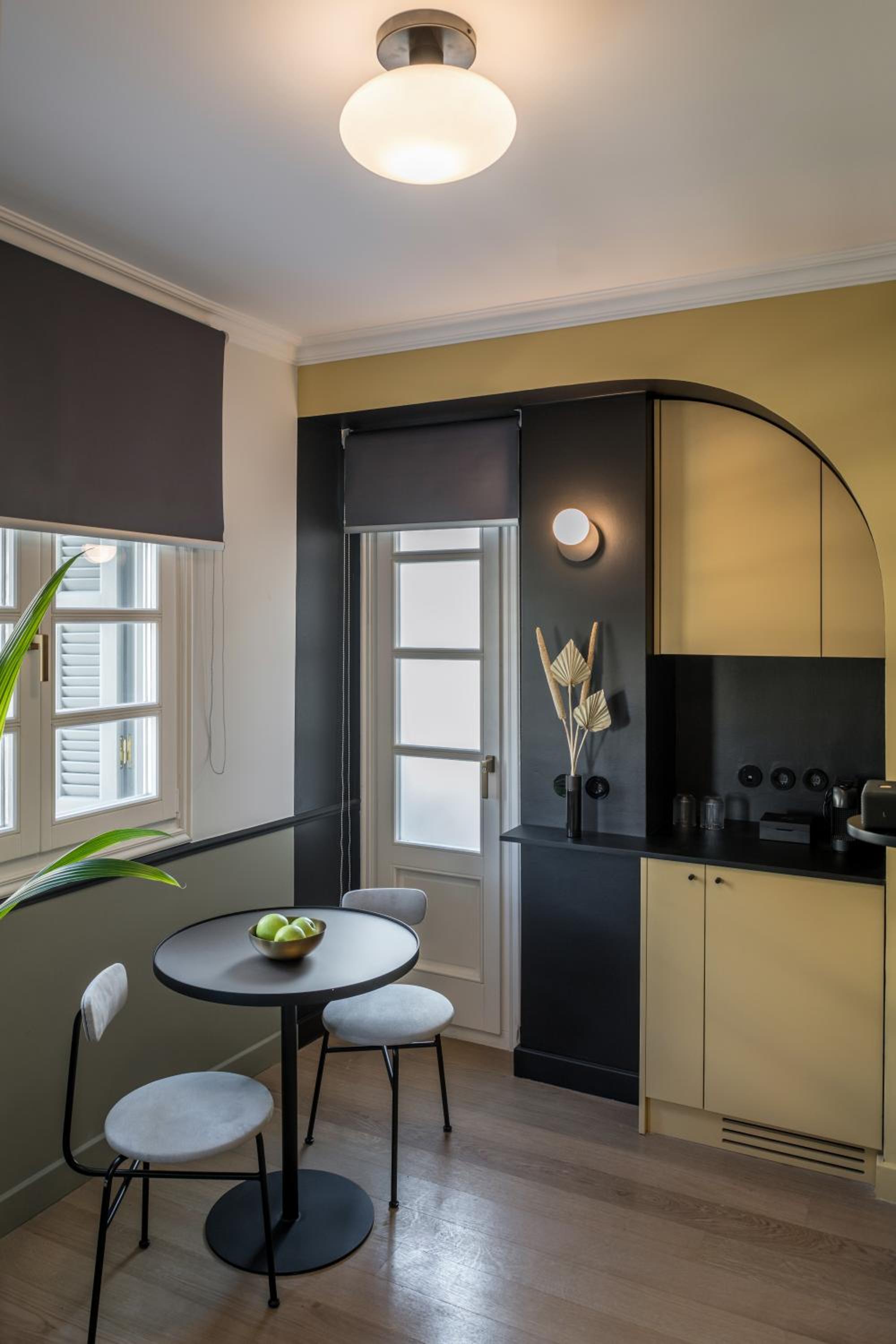 Deluxe Suite - Photo 6