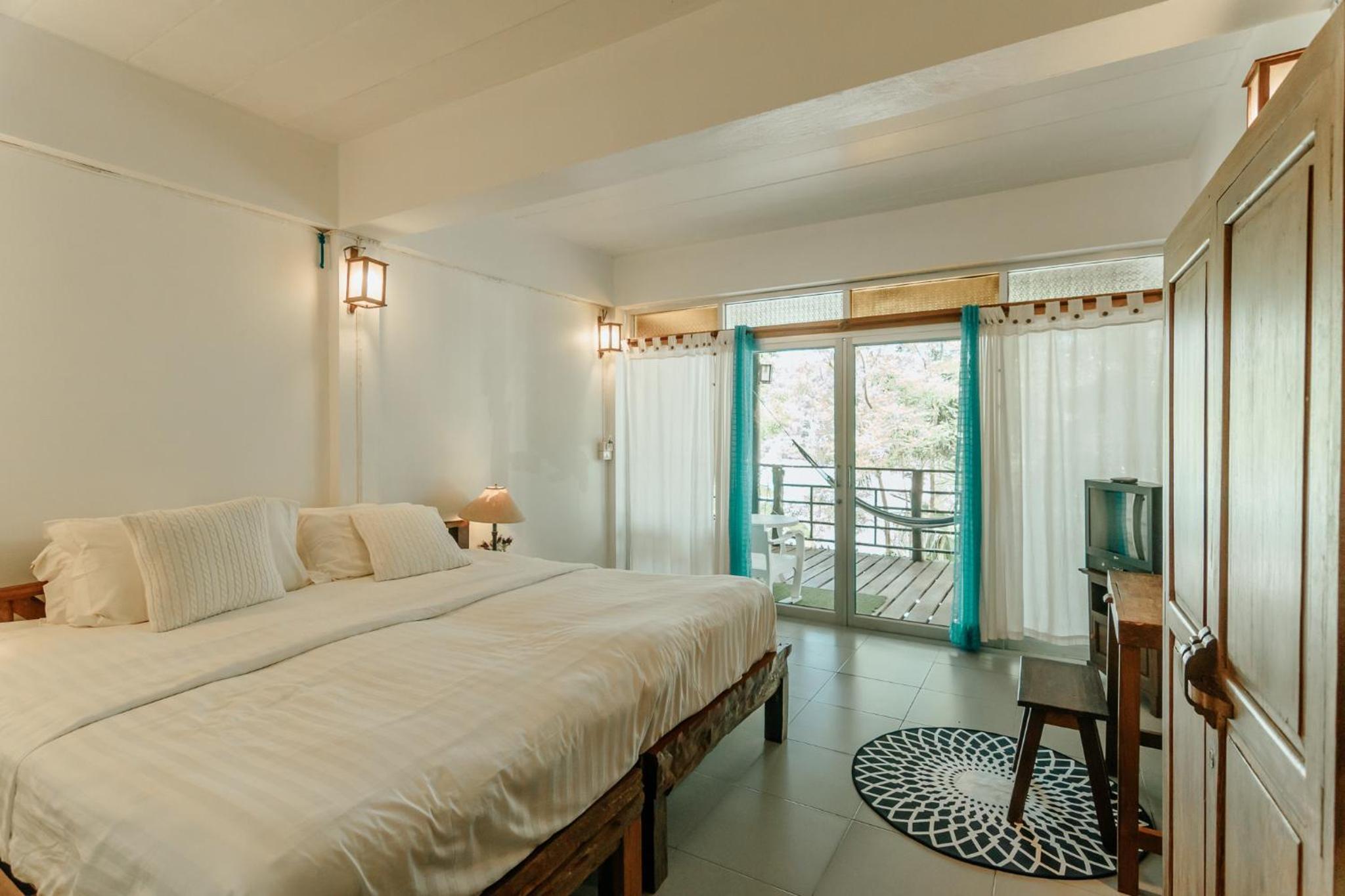 Standard Double or Twin Room photo 2