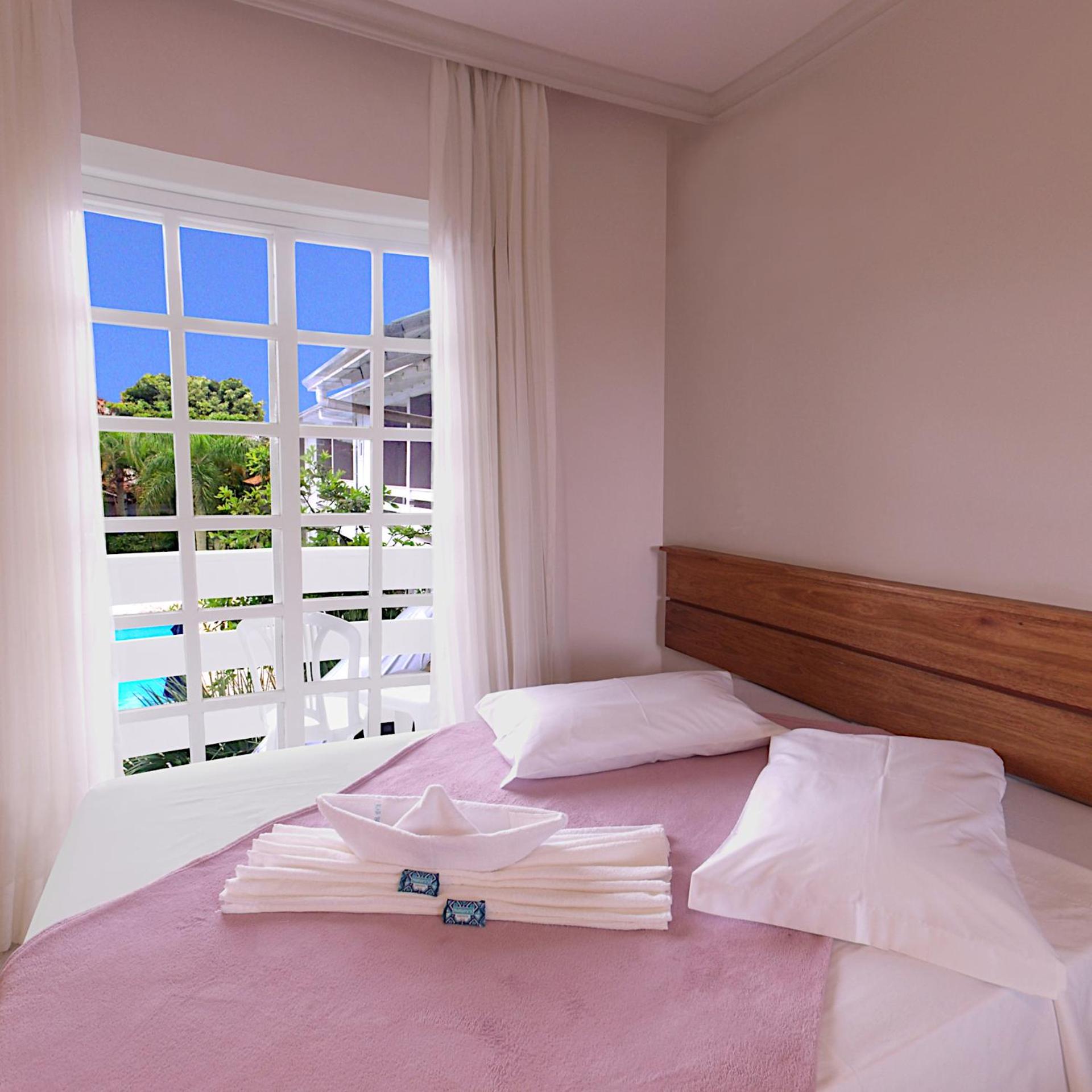Economy Triple Room