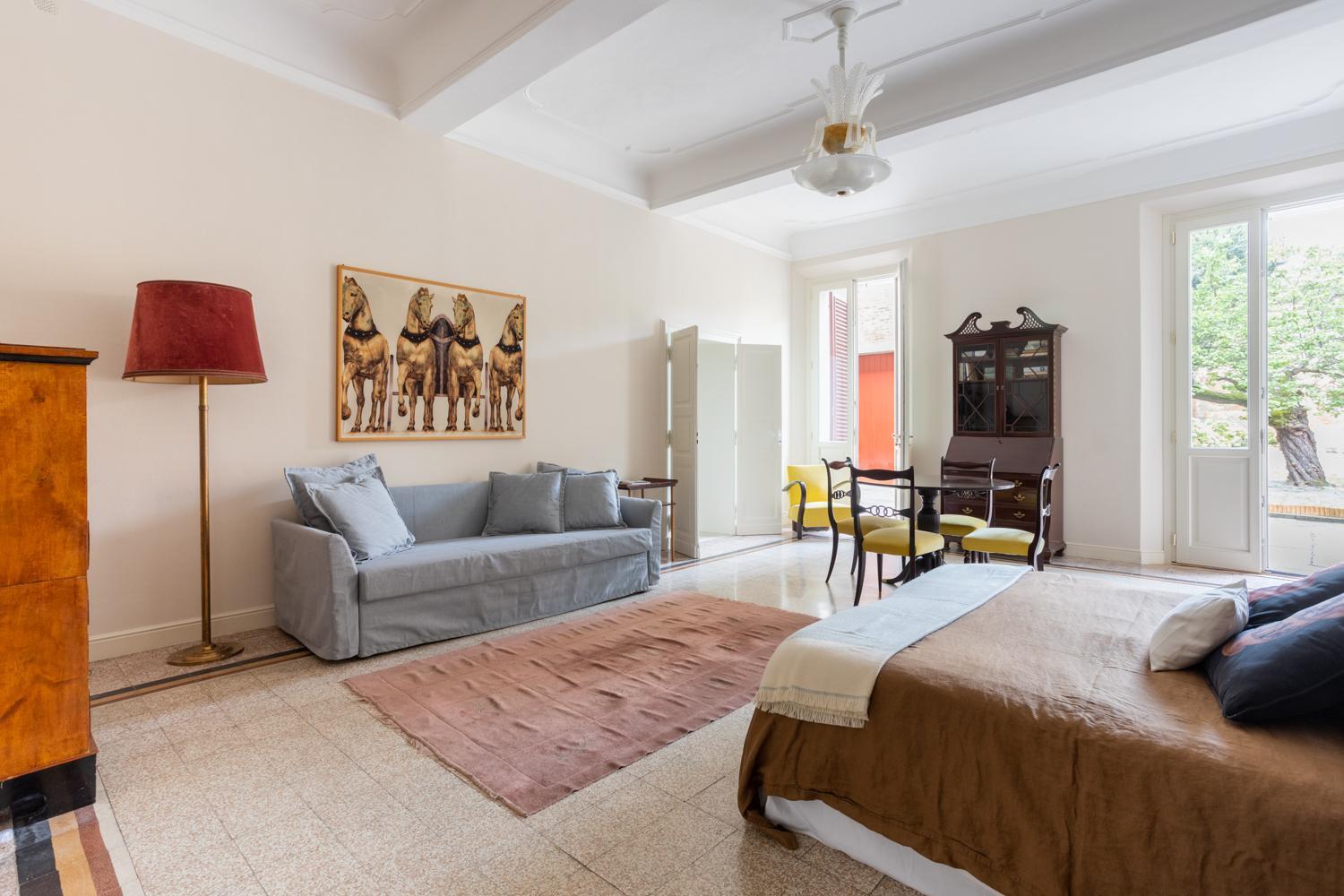 King Room with Garden View