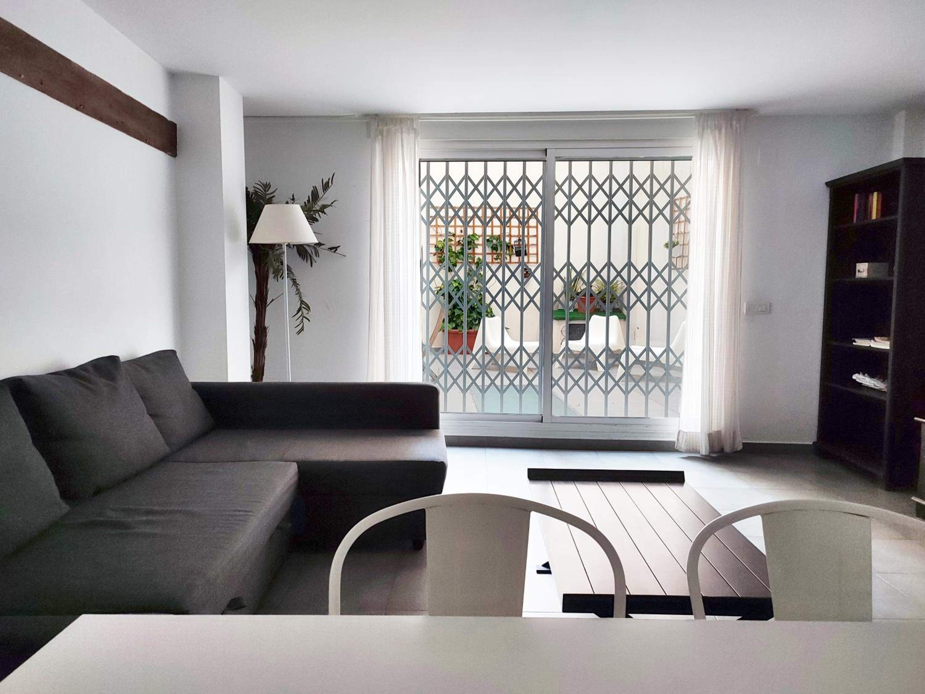 Apartamento de una habitación con terraza