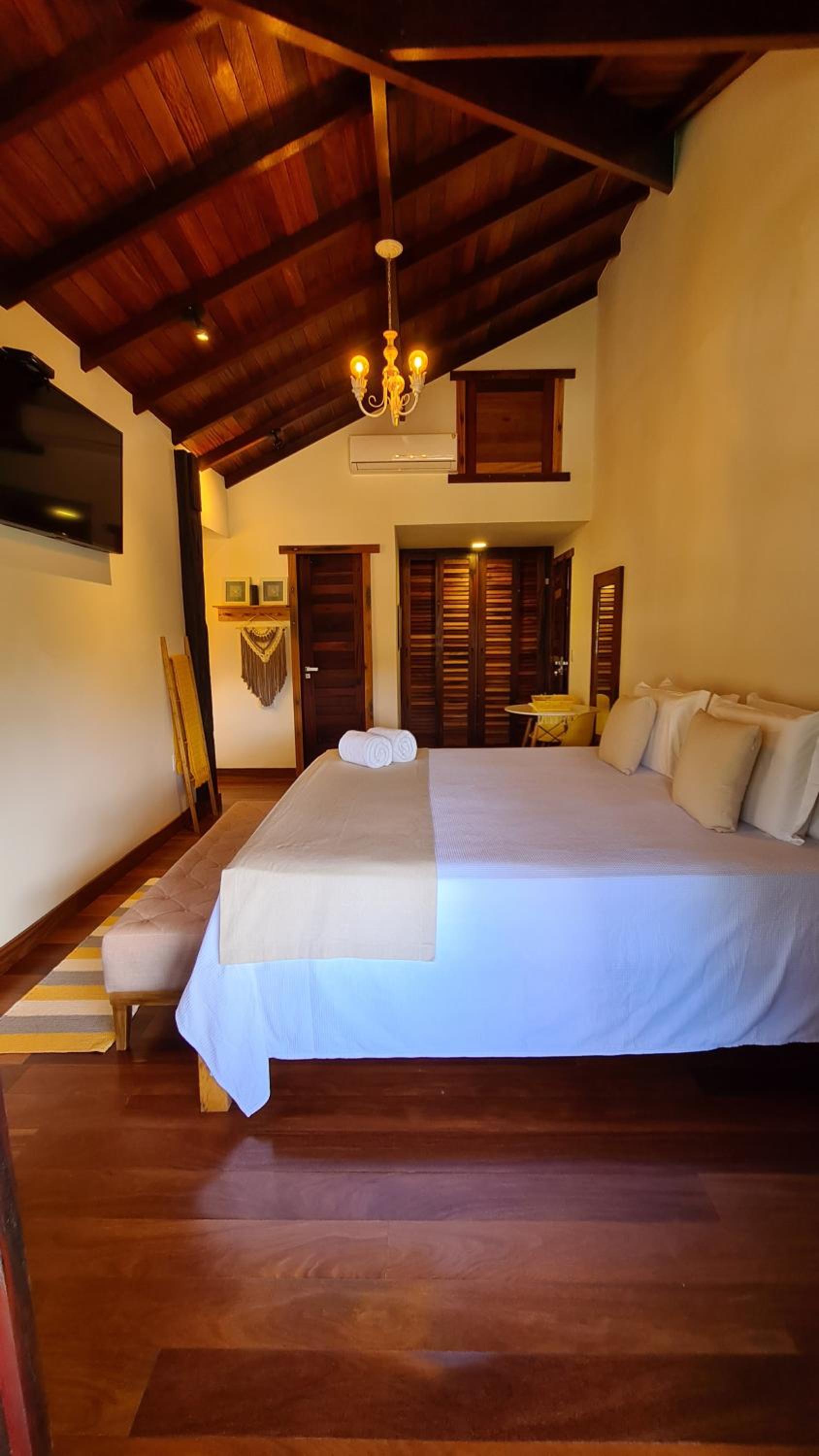 Four-Bedroom House photo 2